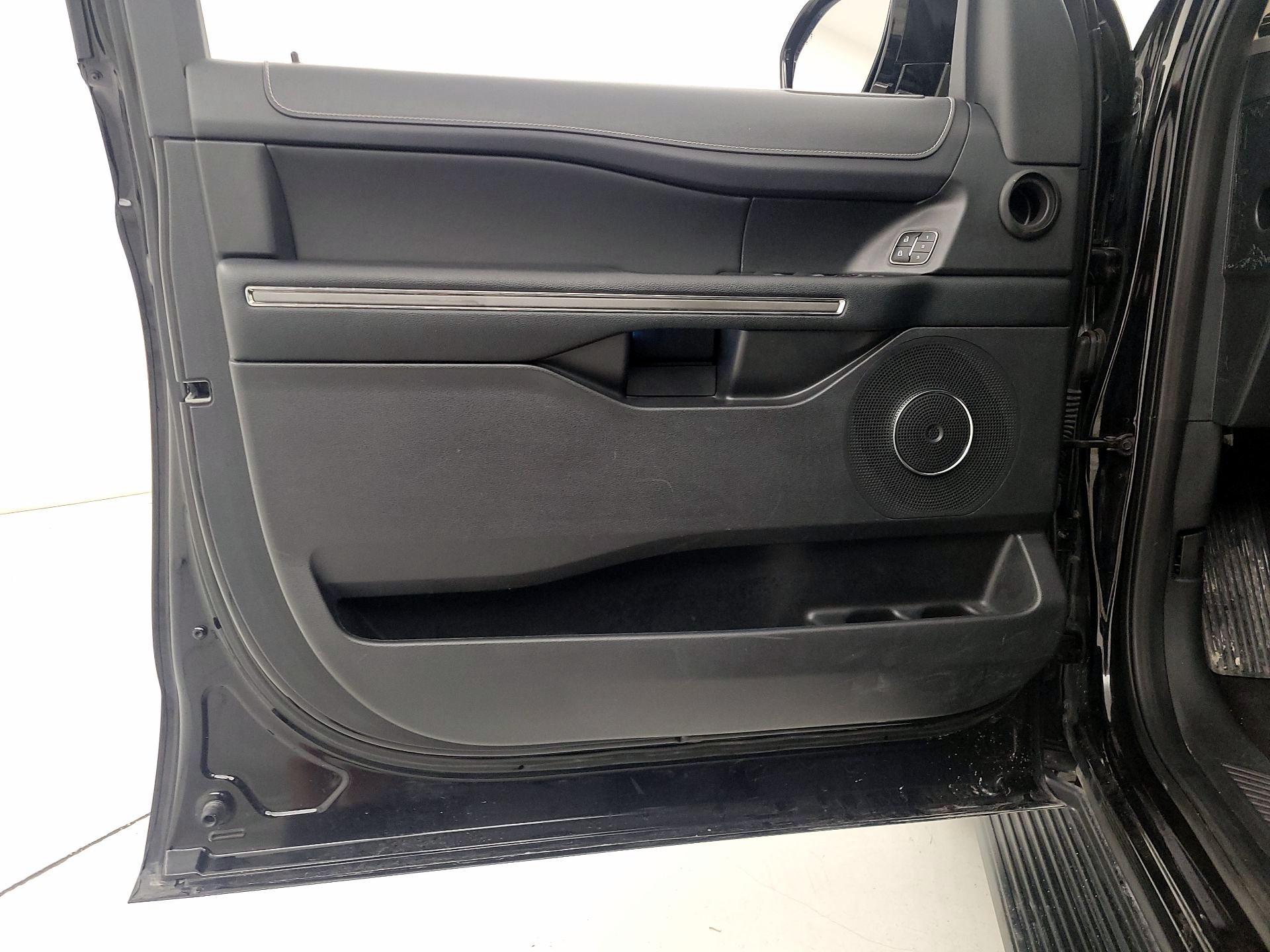 Thumbnail: 2024 Ford Expedition - 12