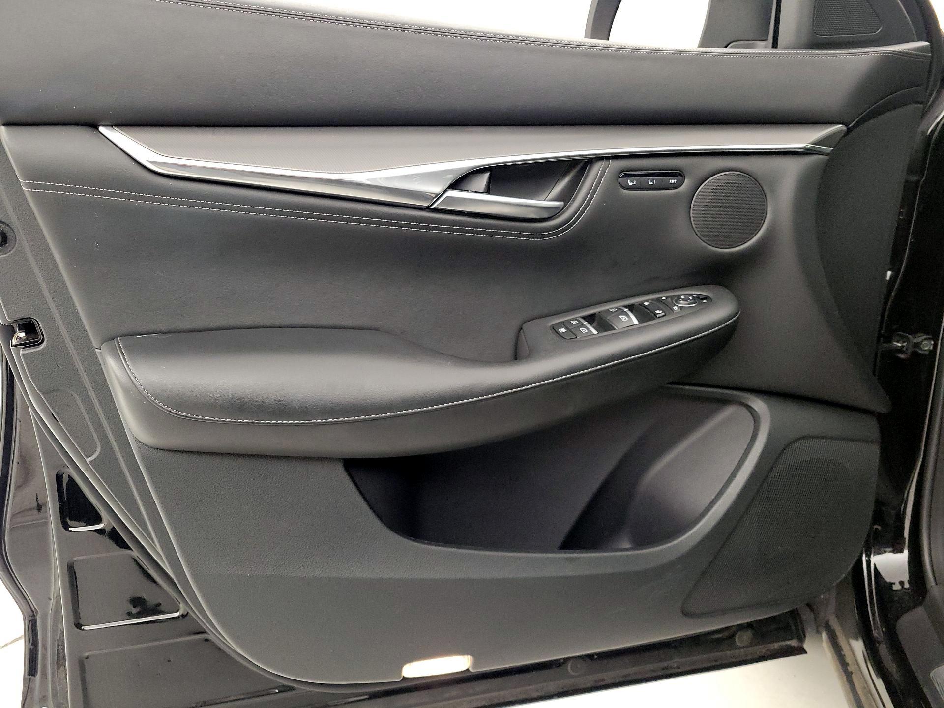 Thumbnail: 2024 INFINITI QX55 - 12