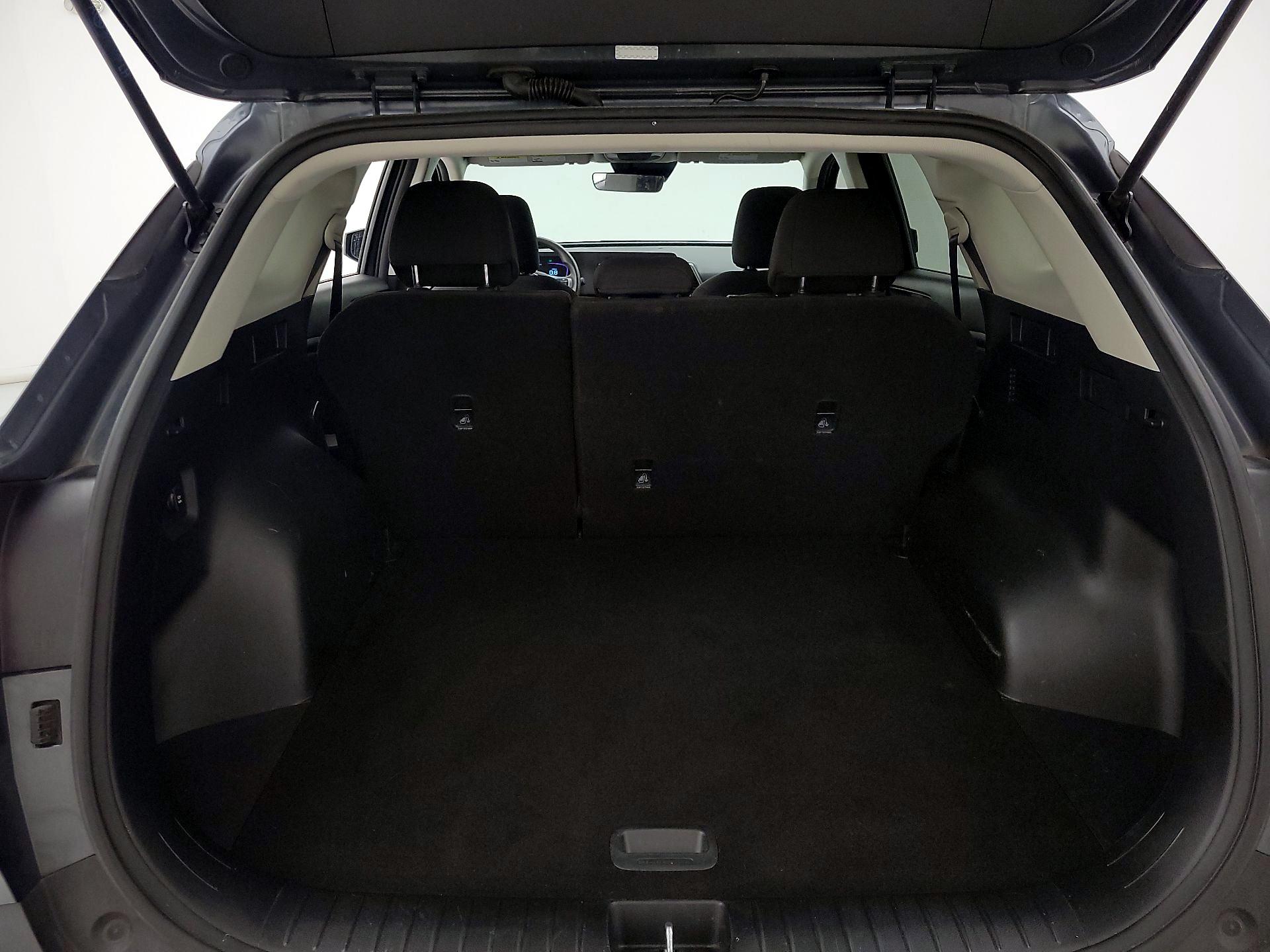 Thumbnail: 2023 Kia Sportage - 20