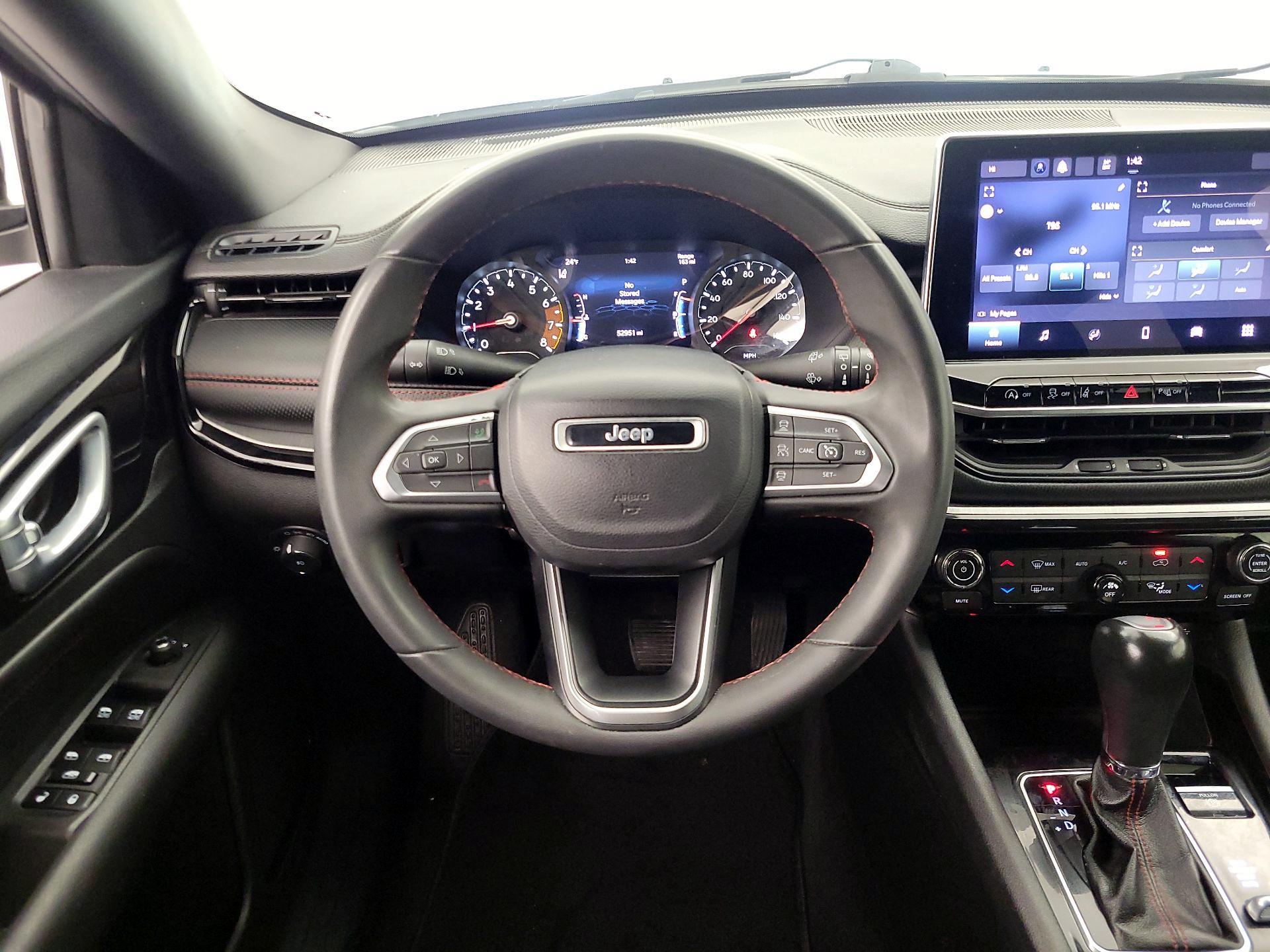 Thumbnail: 2023 Jeep Compass - 10