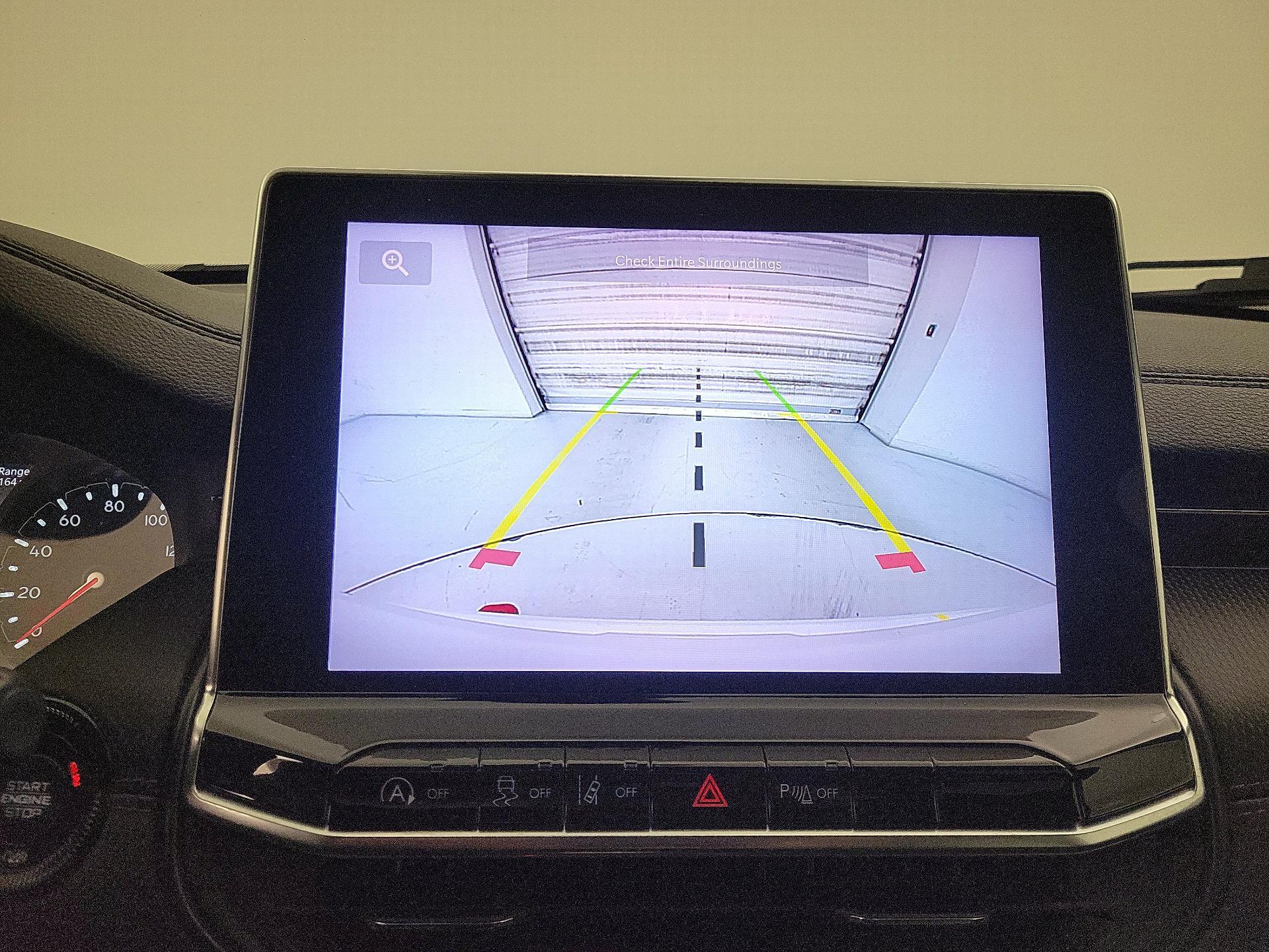 Thumbnail: 2023 Jeep Compass - 14