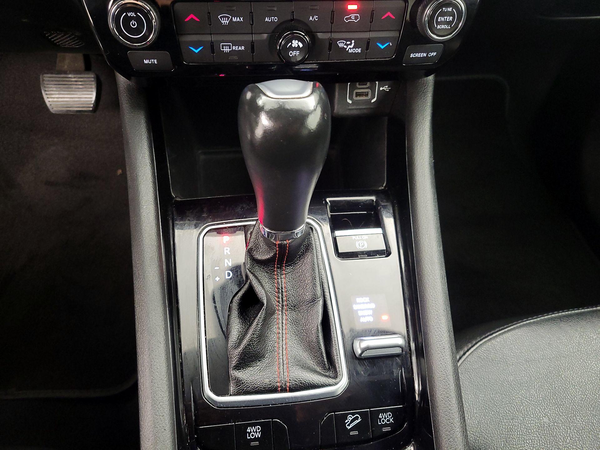 Thumbnail: 2023 Jeep Compass - 17