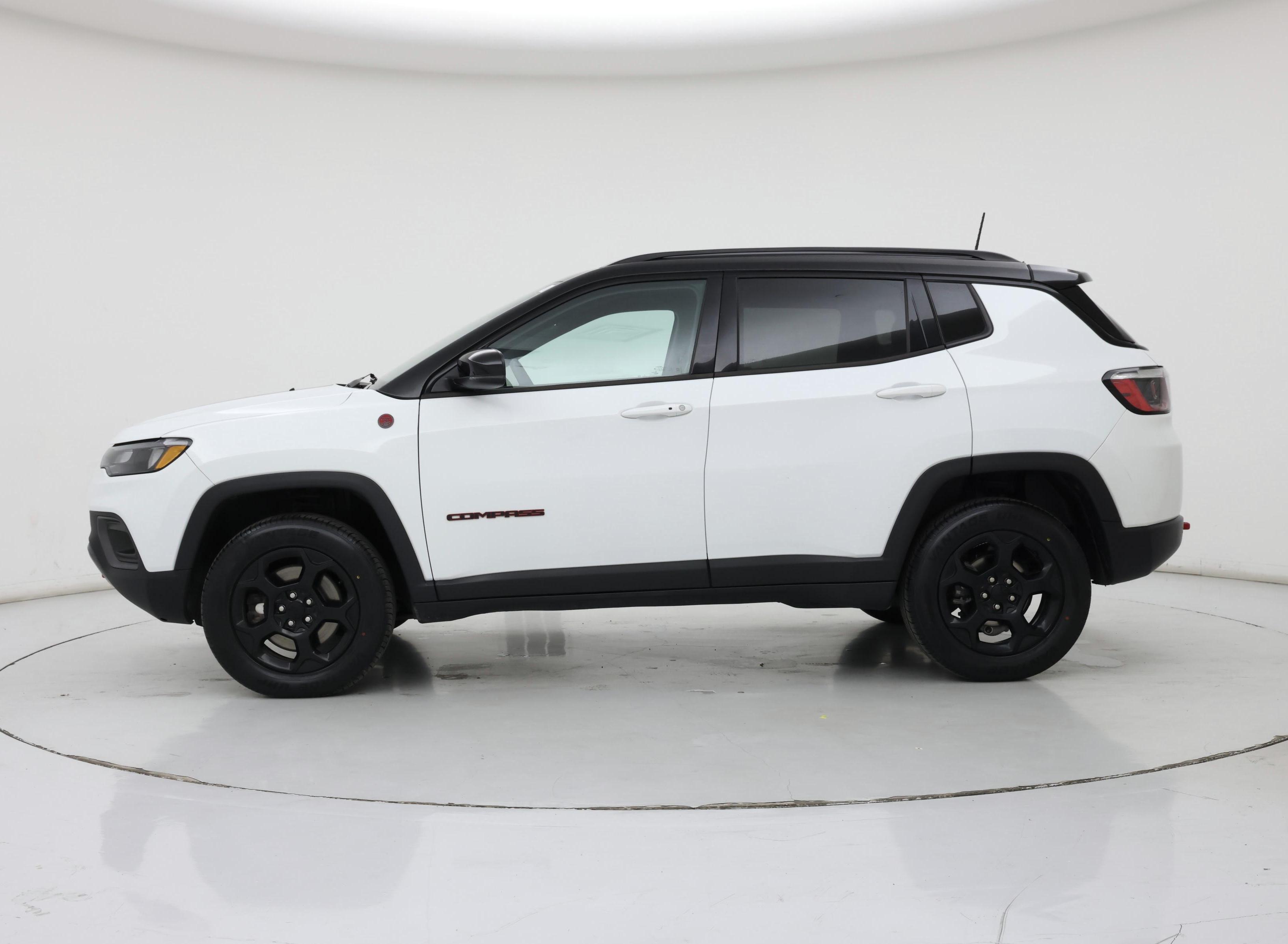 Thumbnail: 2023 Jeep Compass - 3