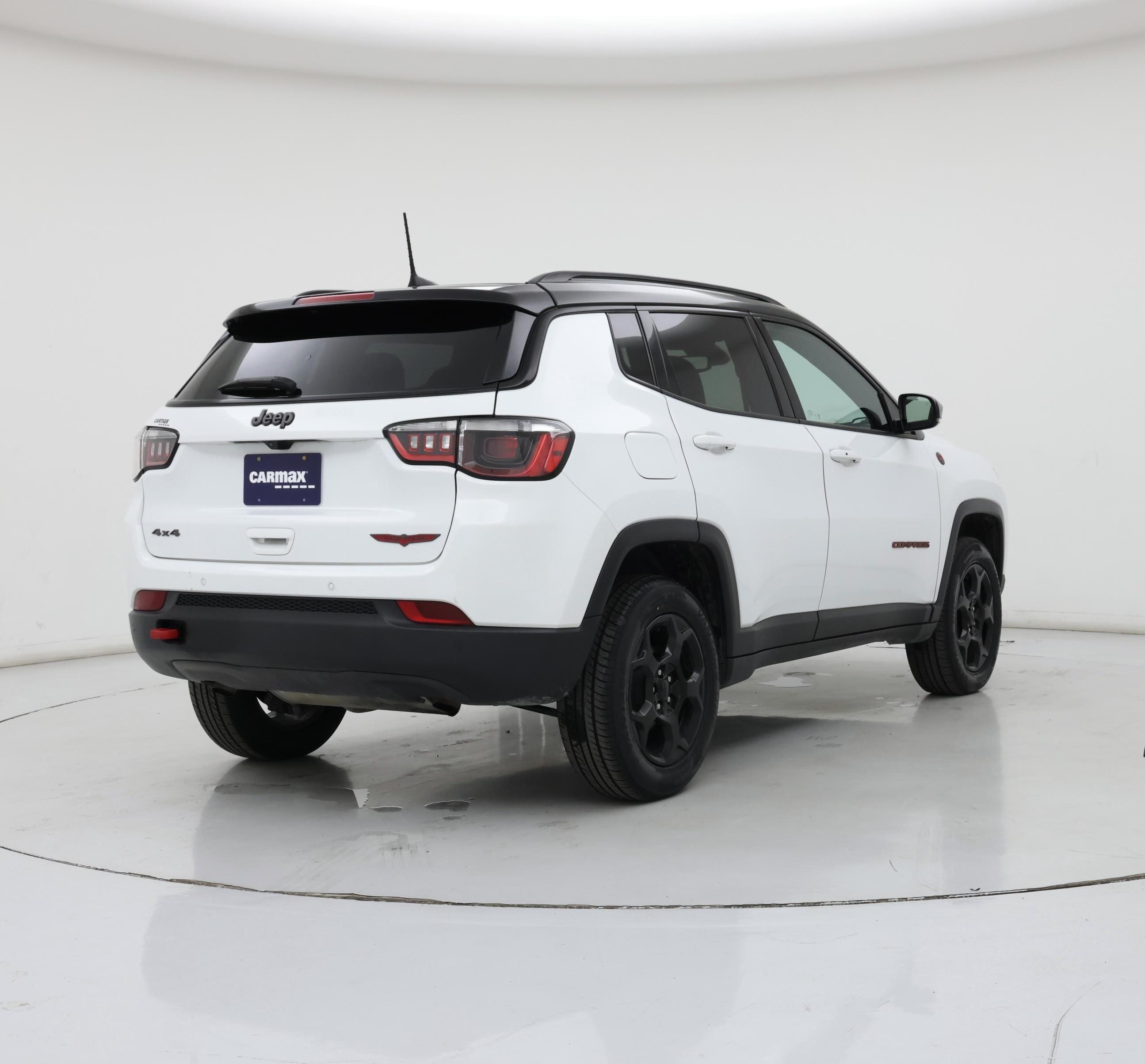 Thumbnail: 2023 Jeep Compass - 8
