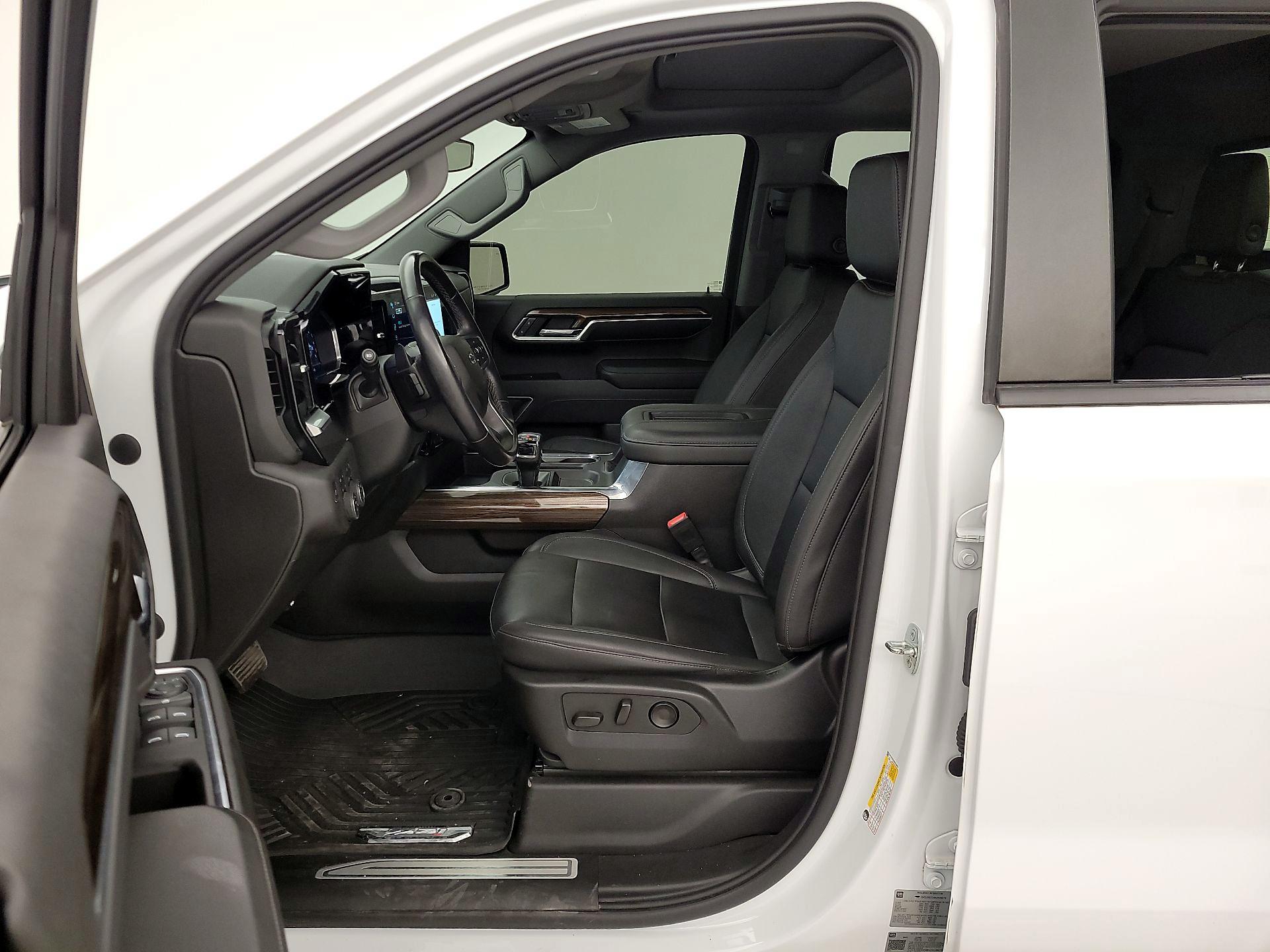 Thumbnail: 2022 Chevrolet Silverado 1500 - 11