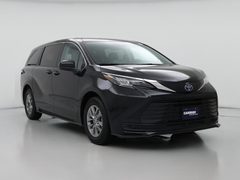 2024 Toyota Sienna LE