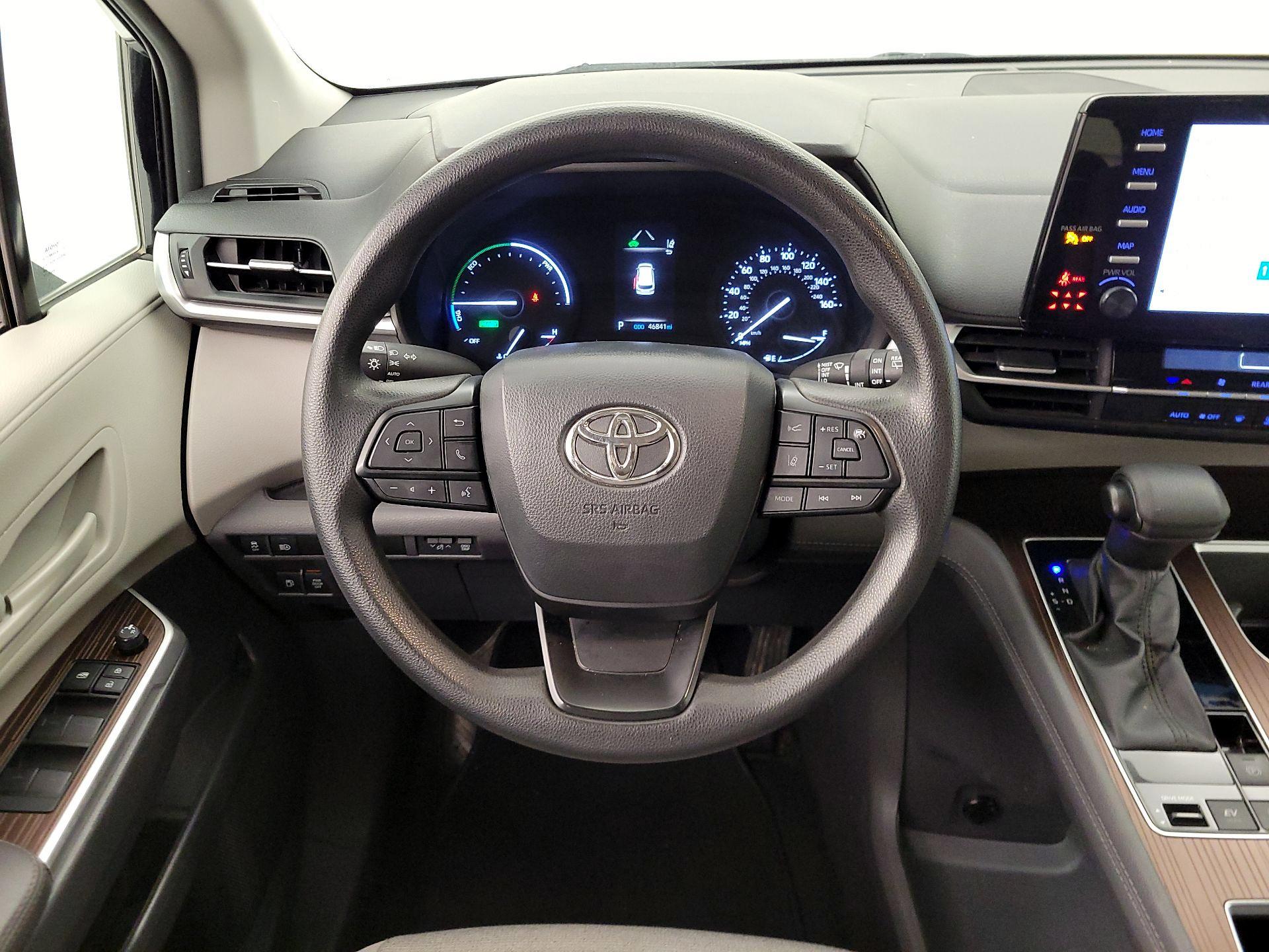 Thumbnail: 2024 Toyota Sienna - 10