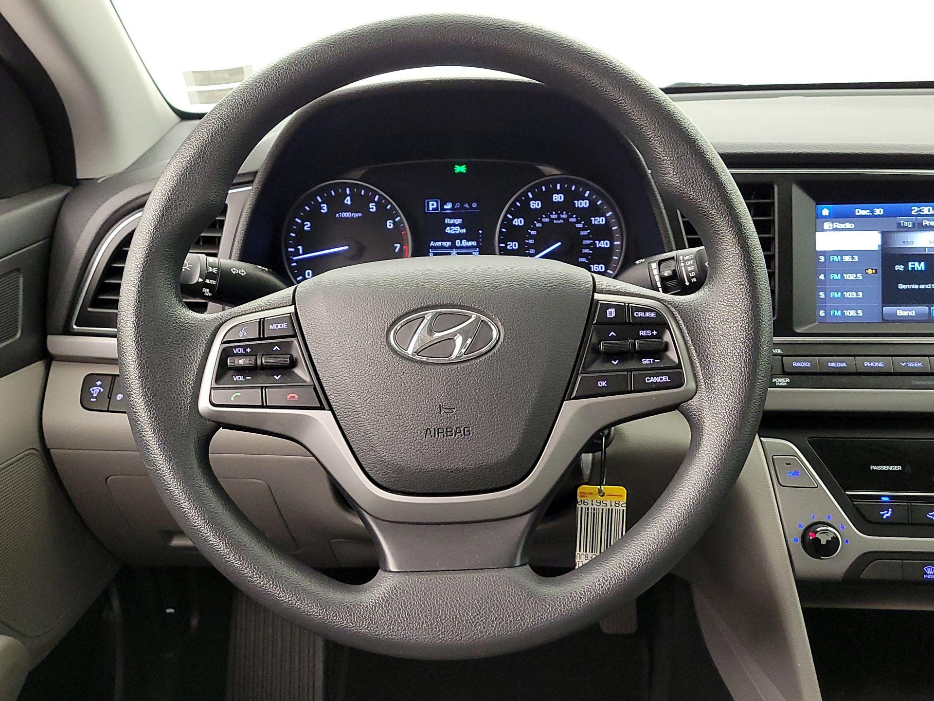 Thumbnail: 2018 Hyundai Elantra - 10