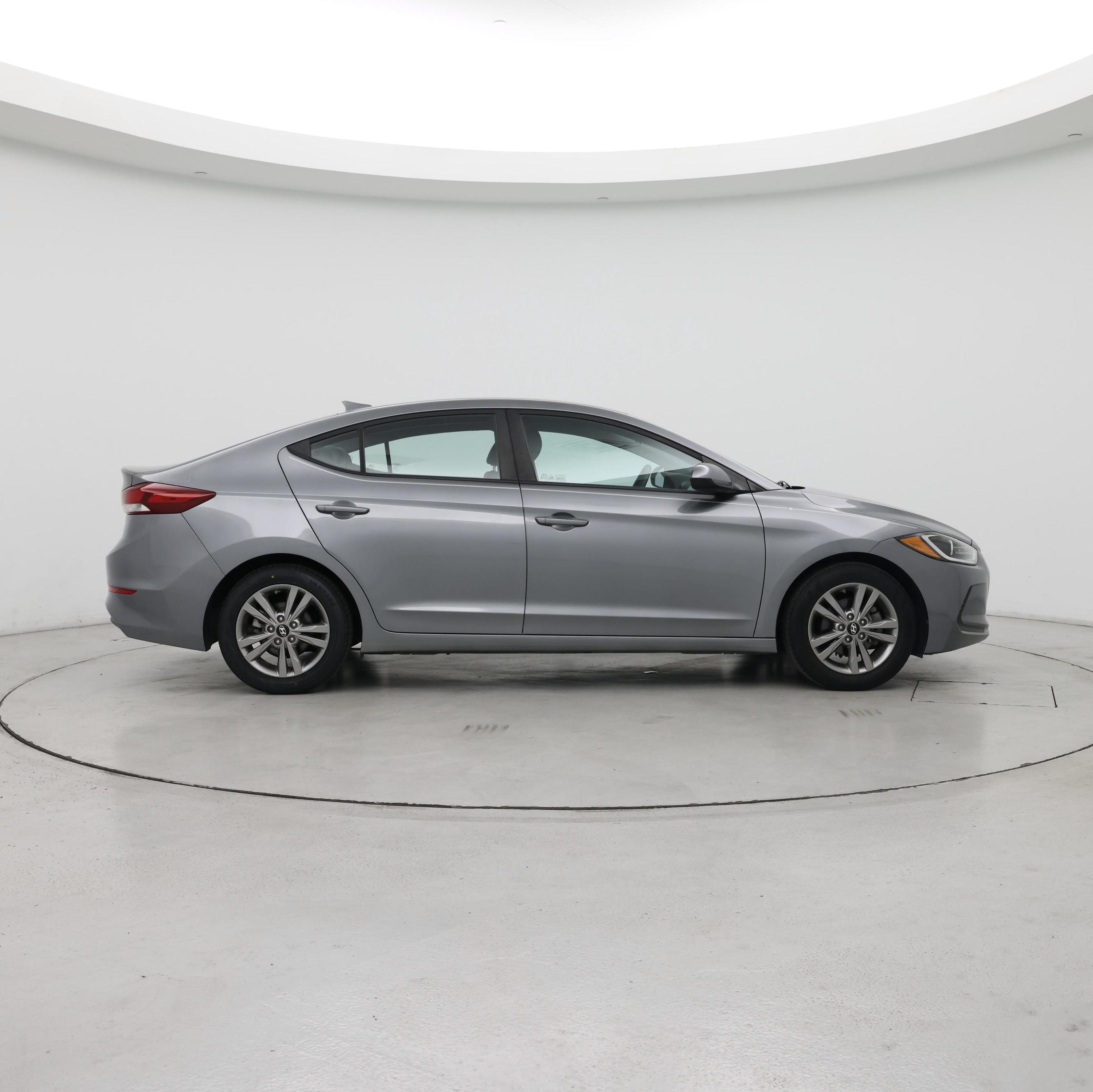 Thumbnail: 2018 Hyundai Elantra - 7