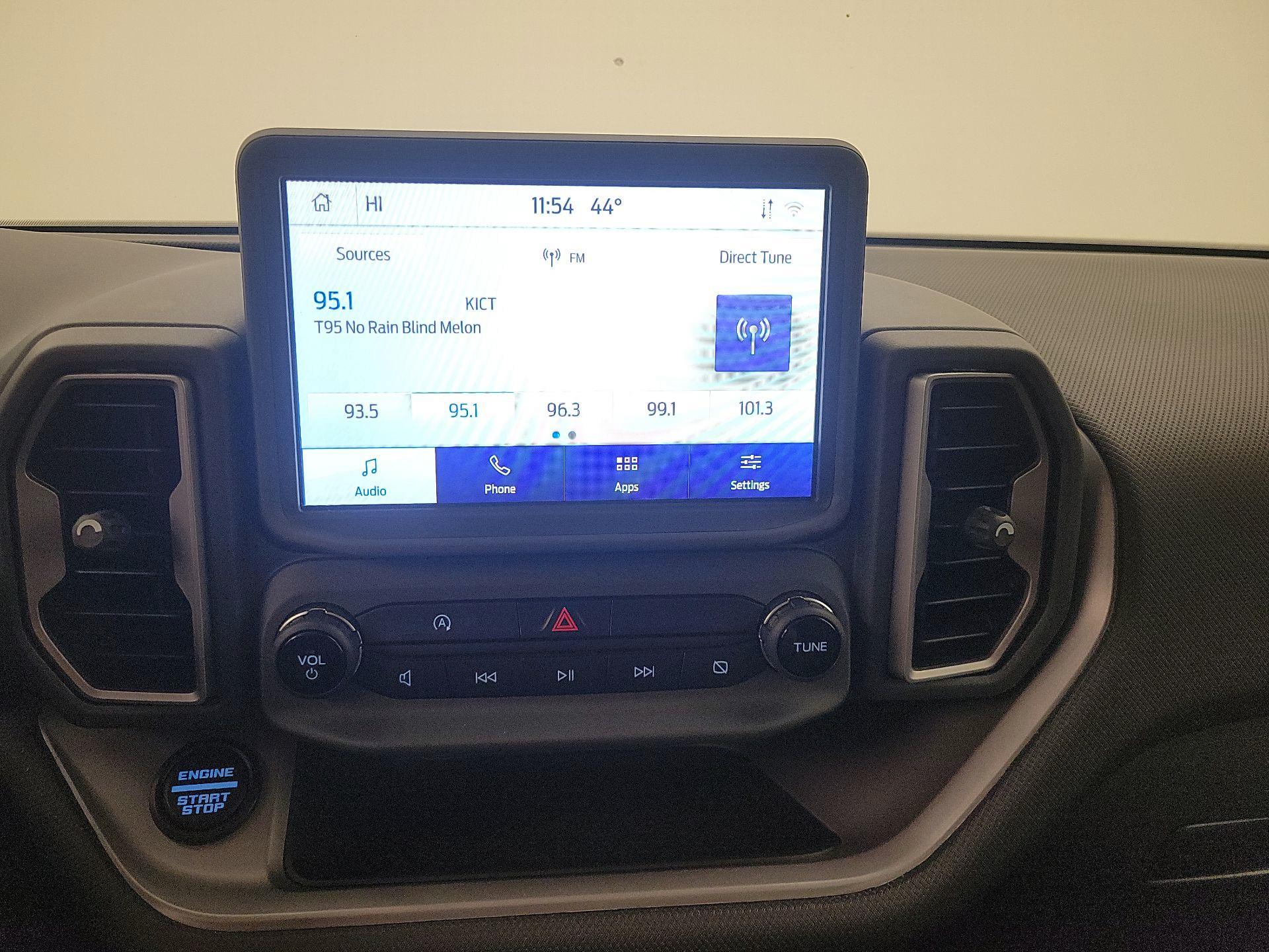 Thumbnail: 2024 Ford Bronco Sport - 15