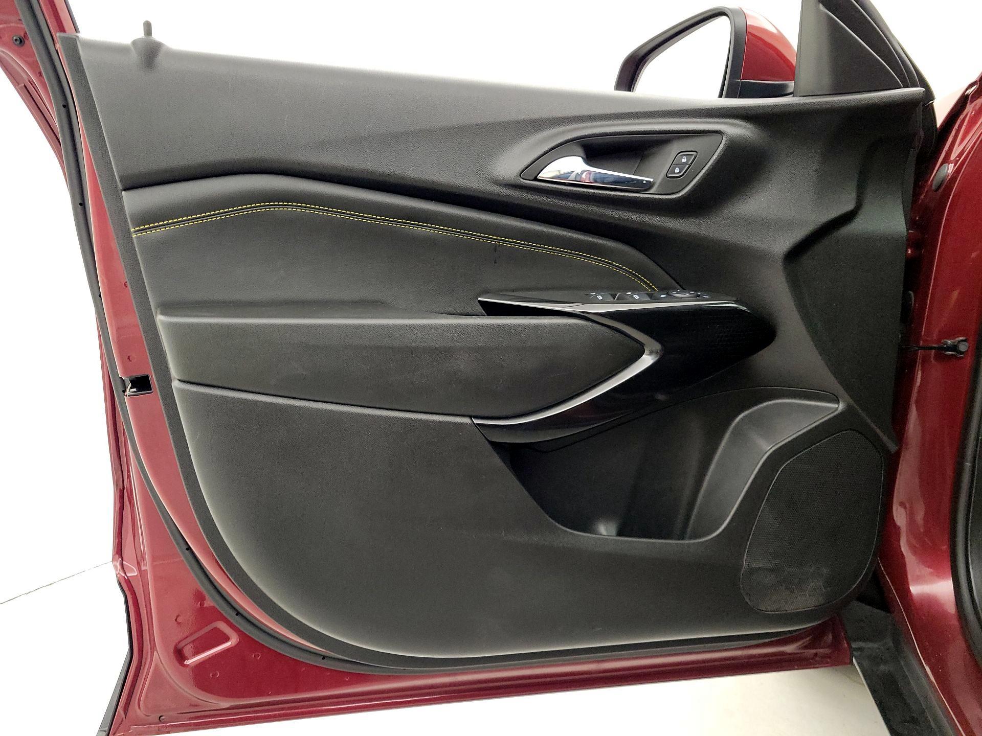 Thumbnail: 2024 Chevrolet Trax - 12