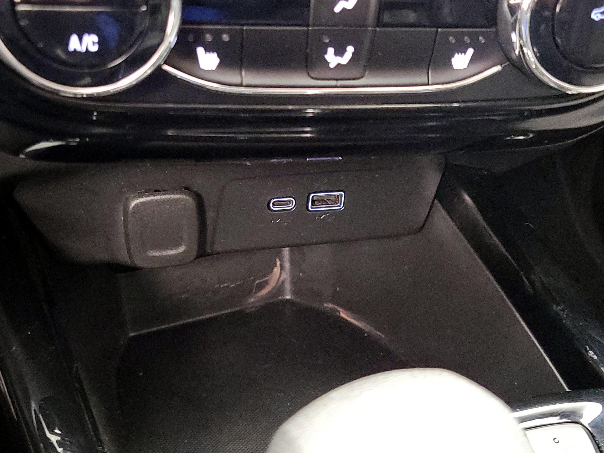 Thumbnail: 2024 Chevrolet Trax - 18