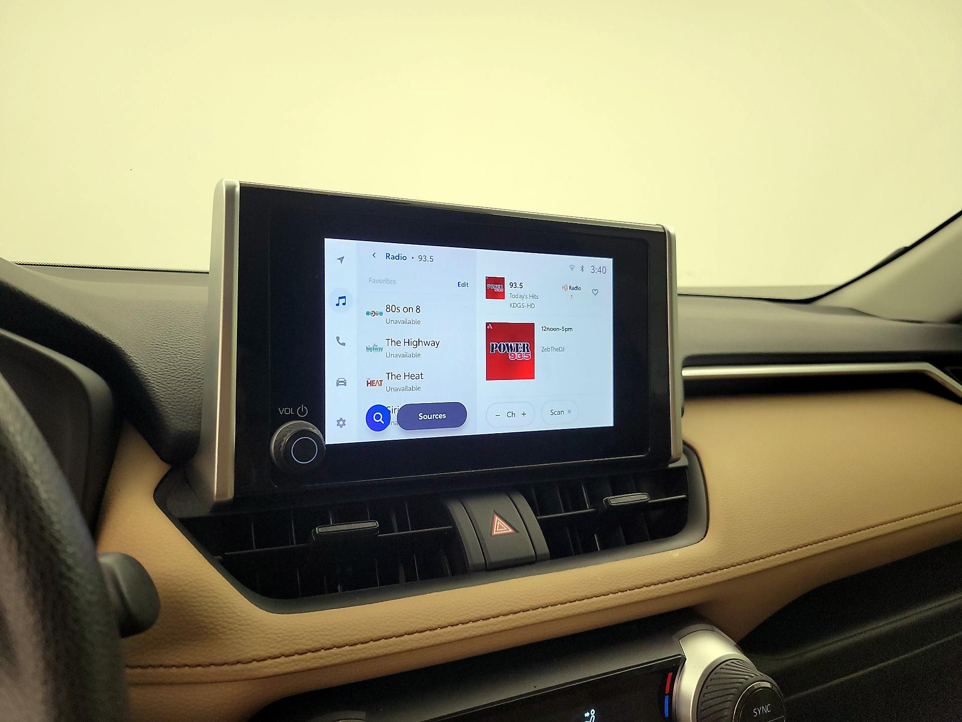 Thumbnail: 2024 Toyota RAV4 - 15