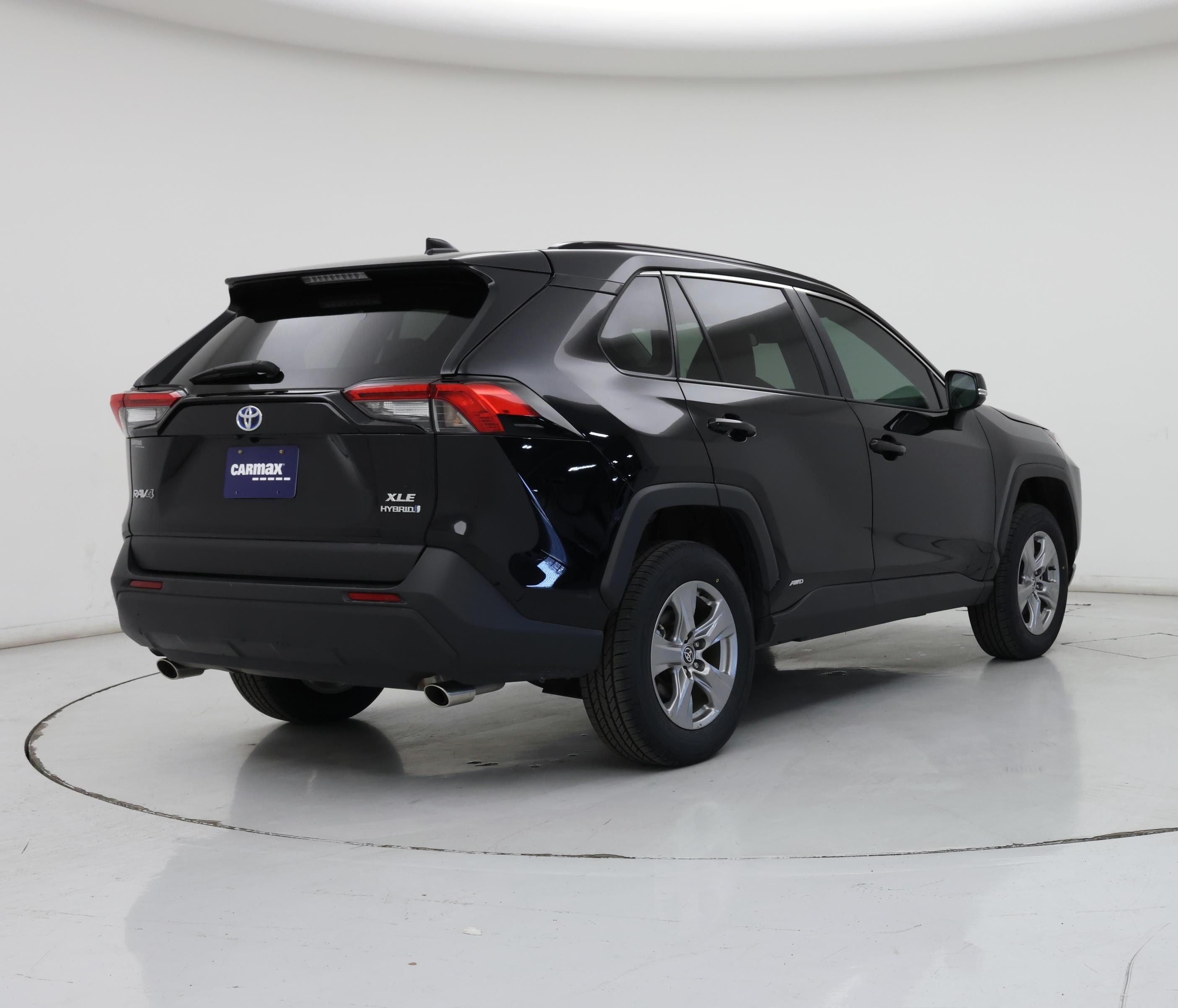 Thumbnail: 2024 Toyota RAV4 - 8