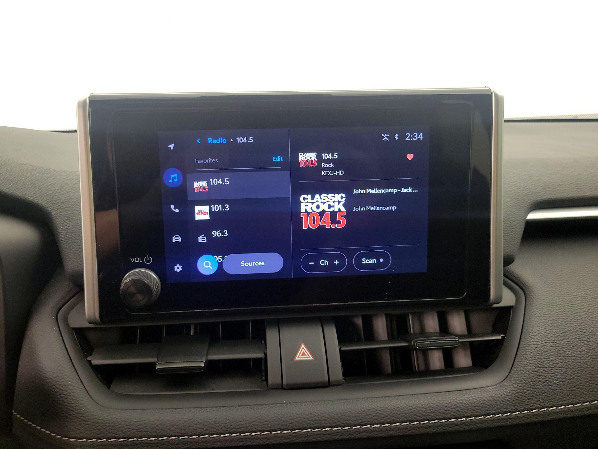 Thumbnail: 2024 Toyota RAV4 - 15