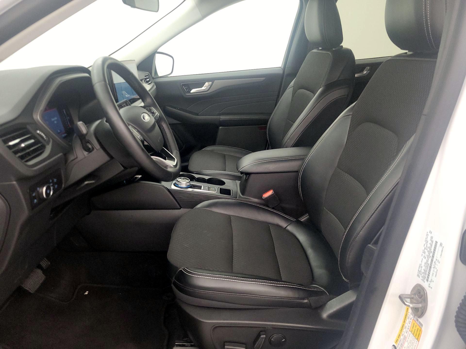 Thumbnail: 2023 Ford Escape - 11