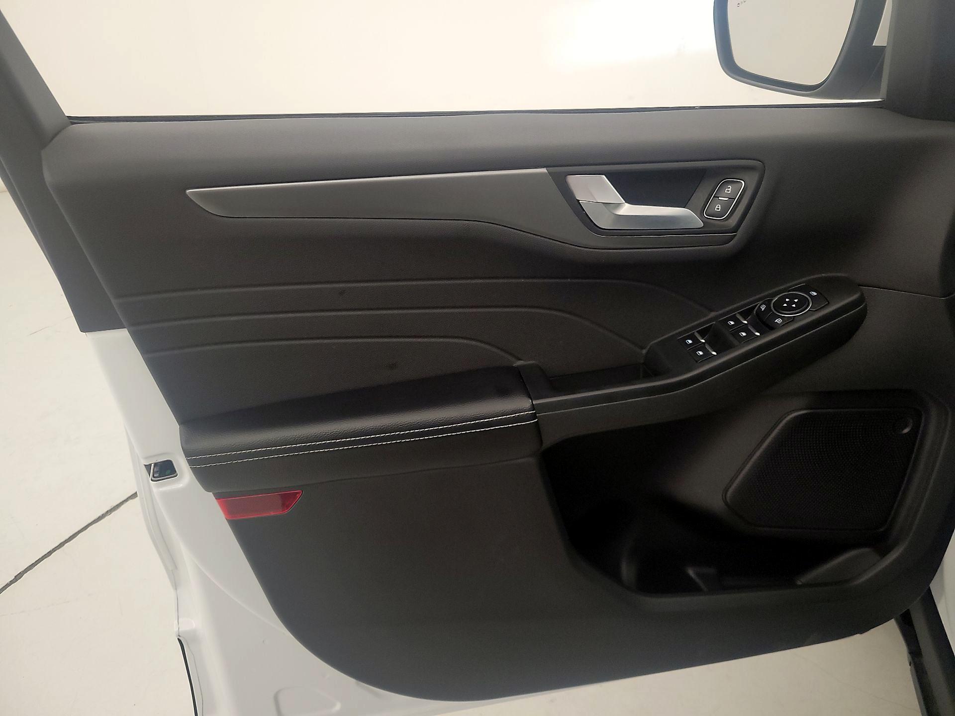 Thumbnail: 2023 Ford Escape - 12