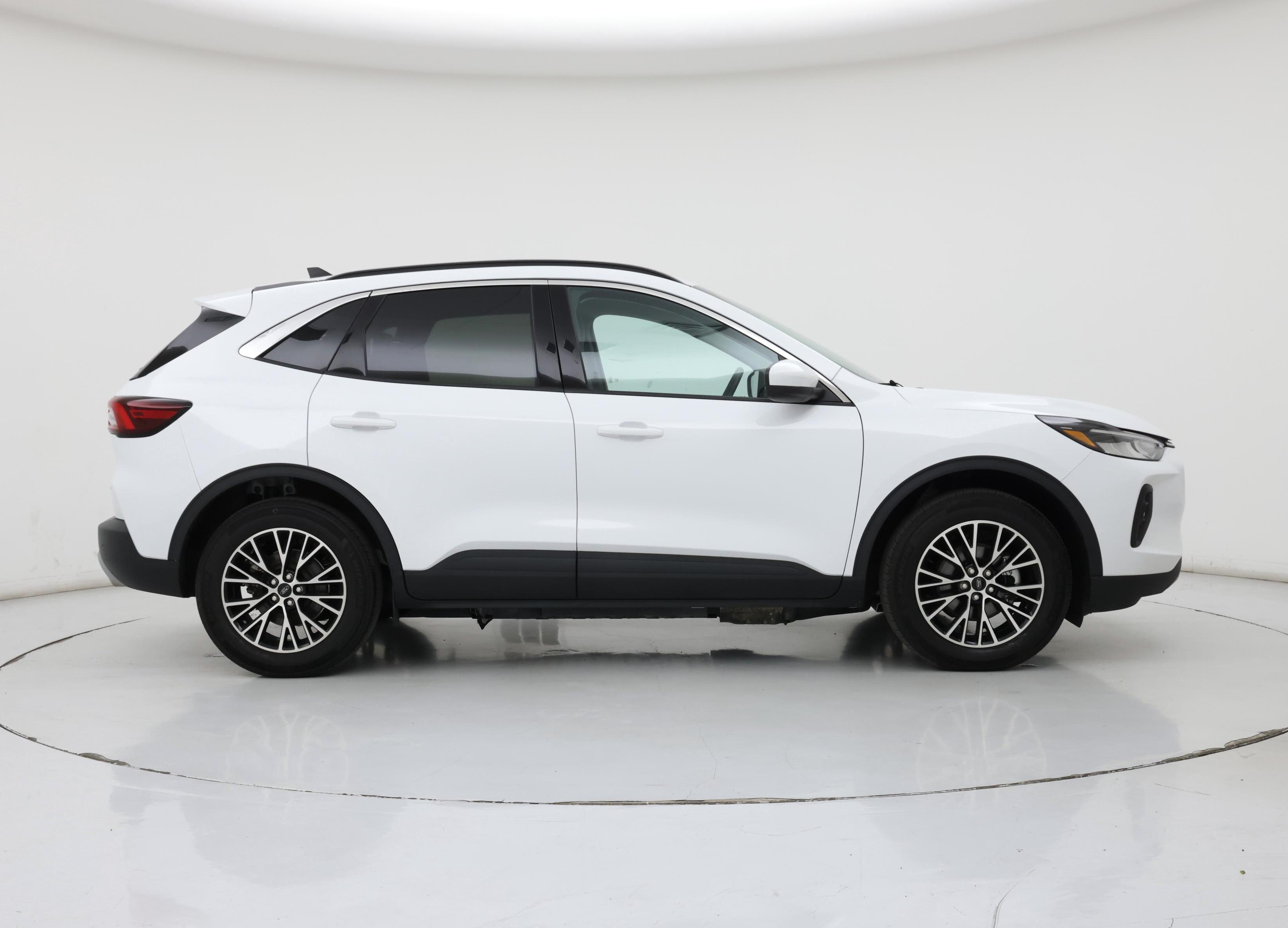 Thumbnail: 2023 Ford Escape - 7