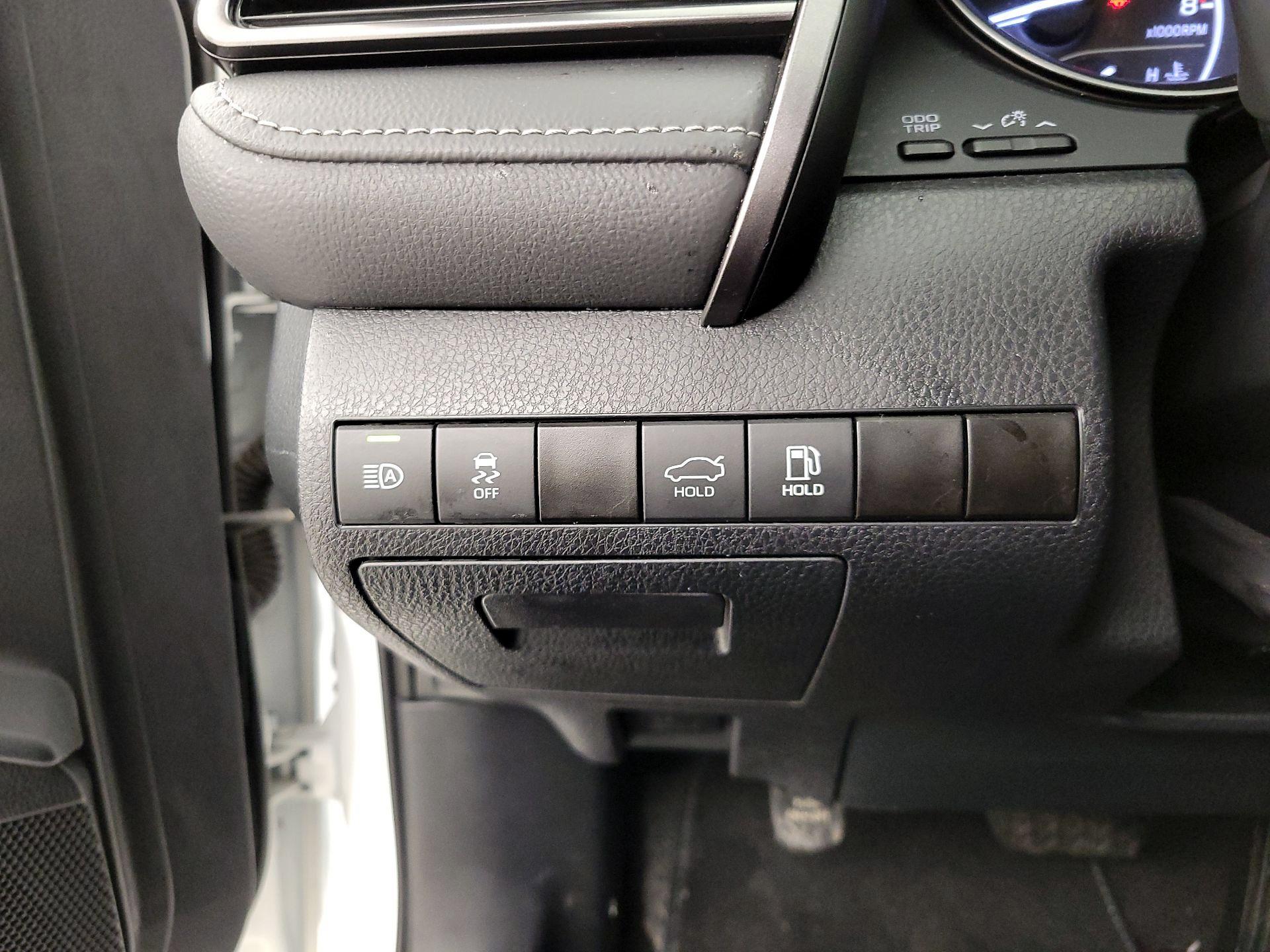 Thumbnail: 2024 Toyota Camry - 13