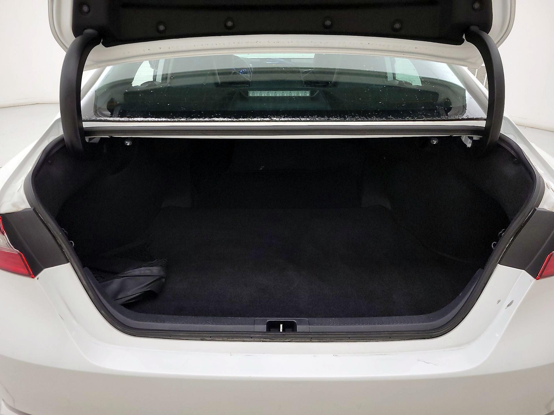 Thumbnail: 2024 Toyota Camry - 20