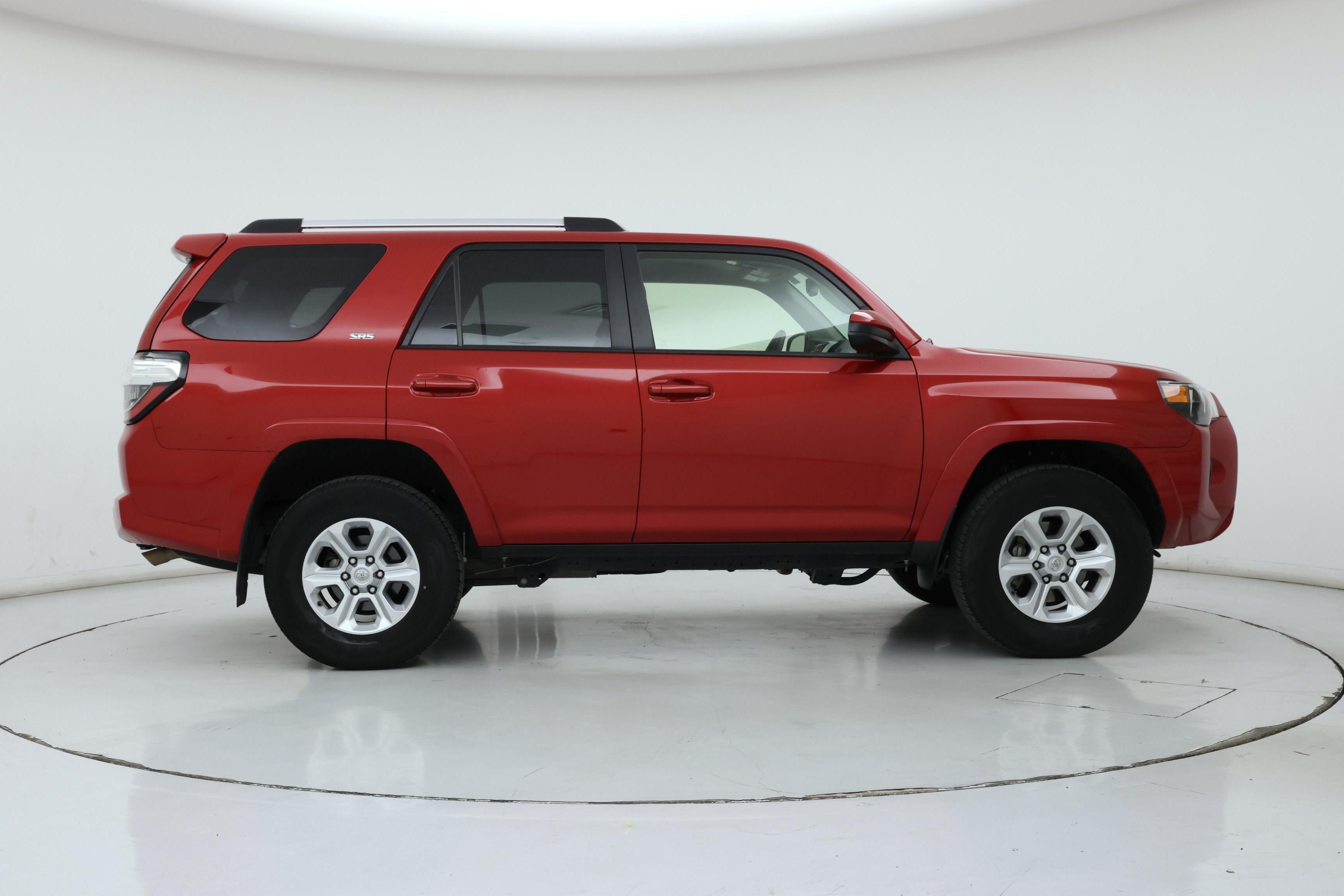 Thumbnail: 2024 Toyota 4Runner - 7