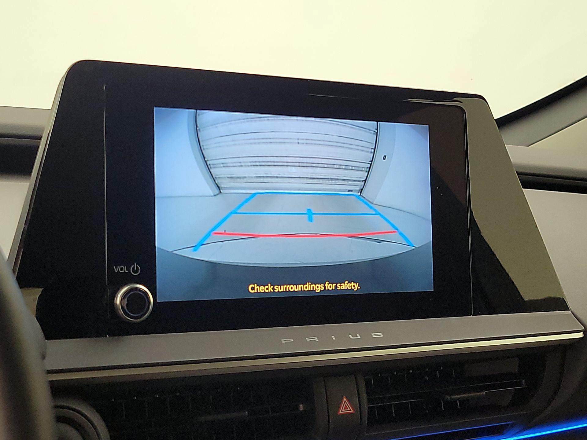 Thumbnail: 2024 Toyota Prius - 14