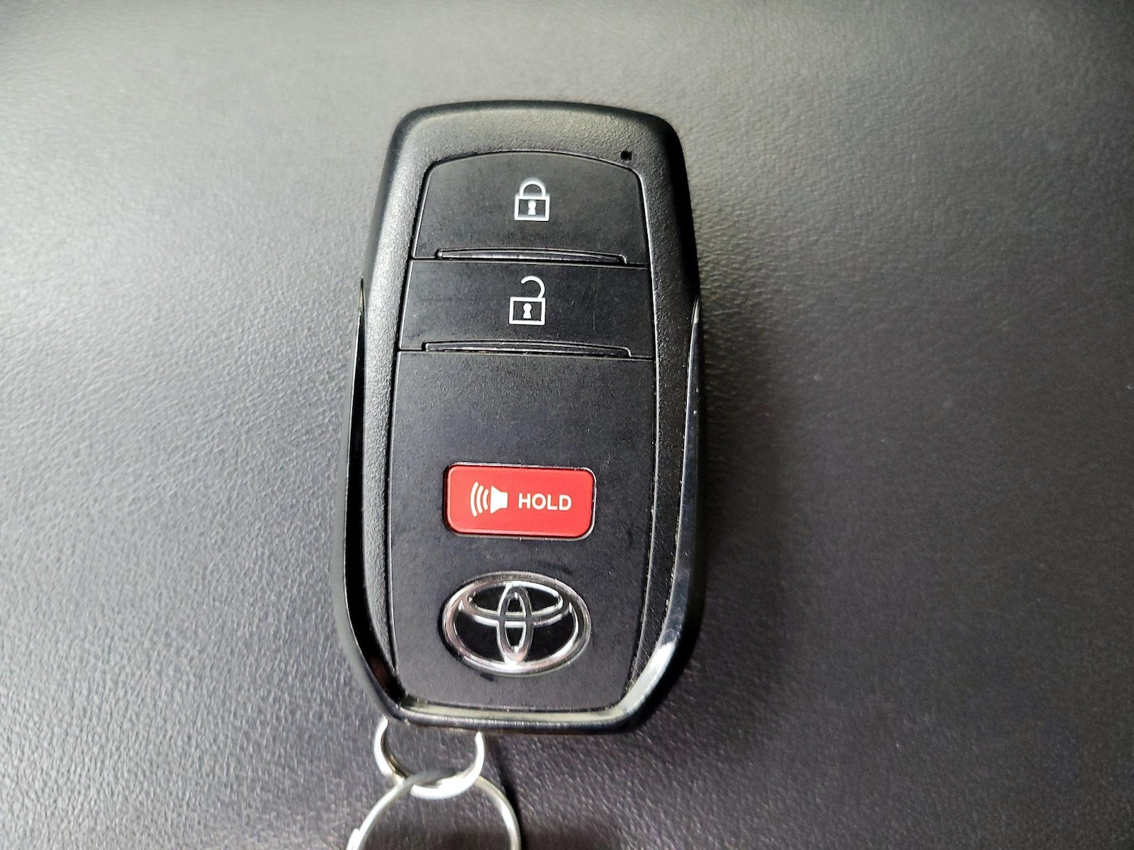 2024 Toyota Prius XLE - Photo 23