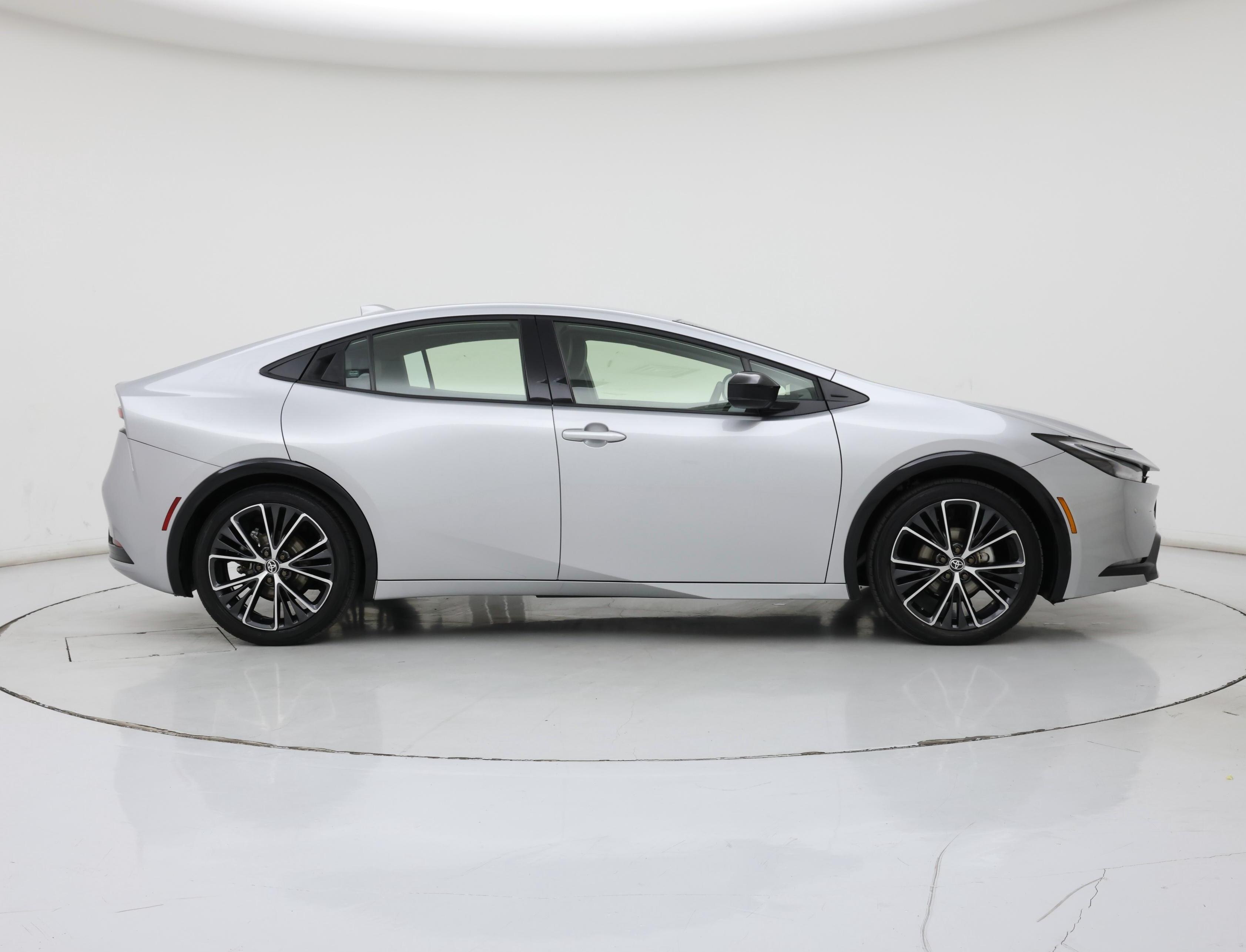 Thumbnail: 2024 Toyota Prius - 7