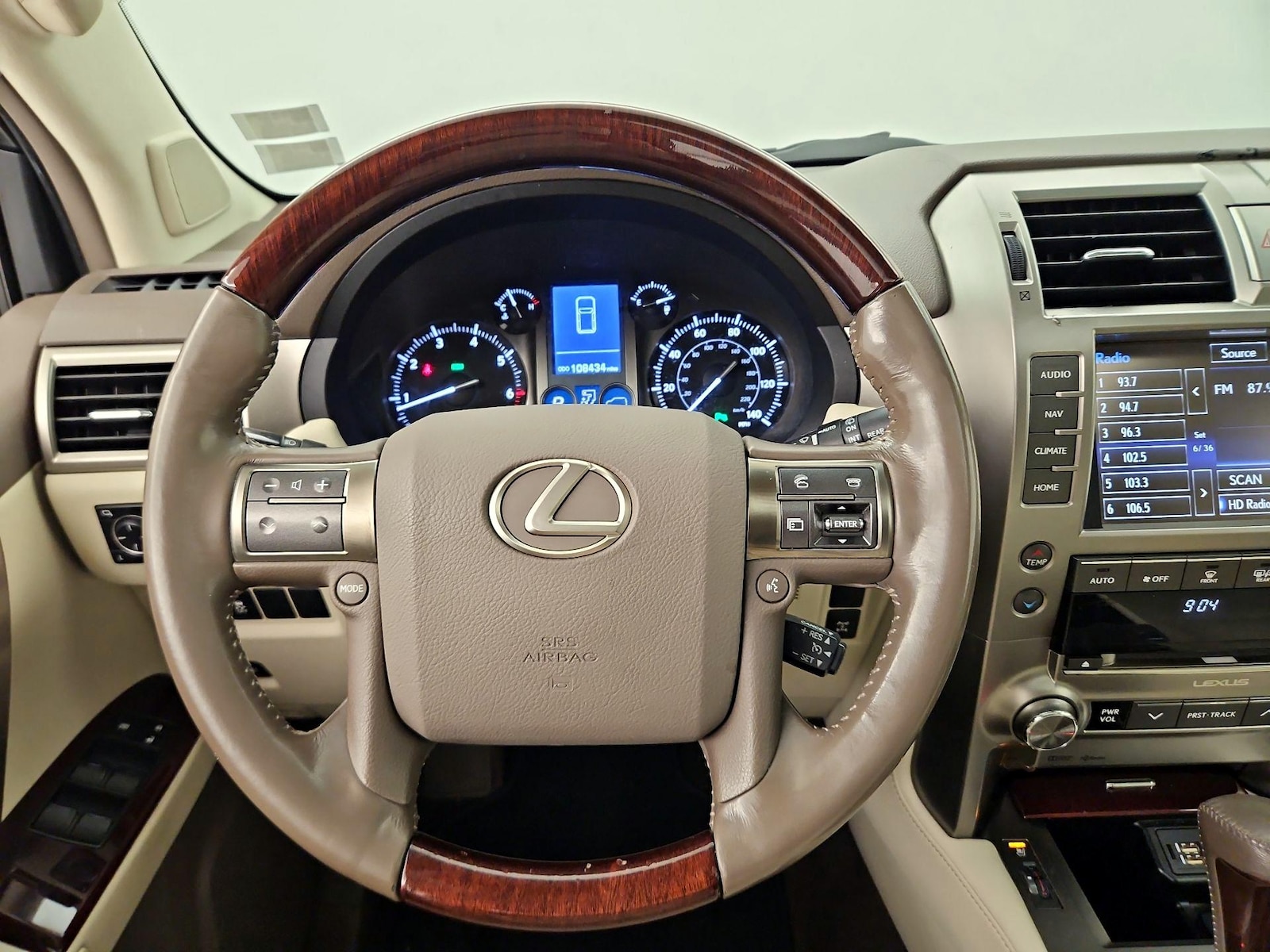 2016 Lexus GX Base - Photo 11