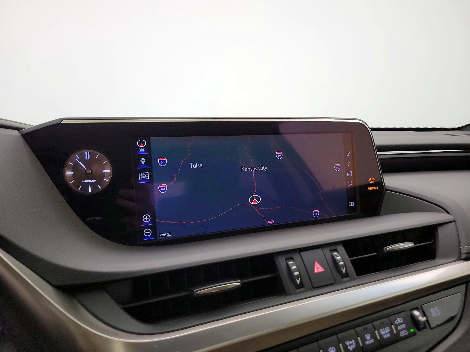 Thumbnail: 2019 Lexus ES - 14