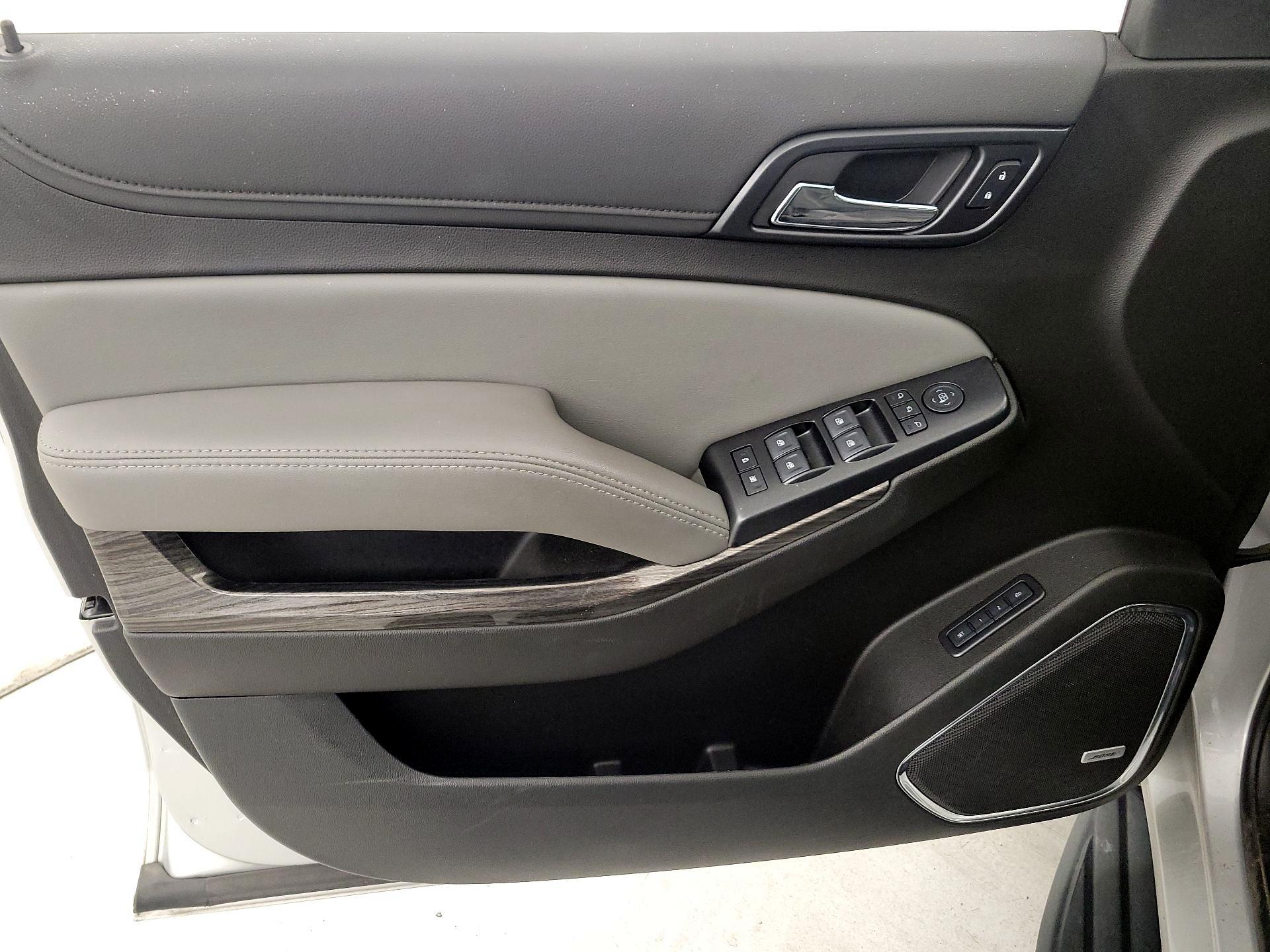 Thumbnail: 2020 Chevrolet Suburban - 12