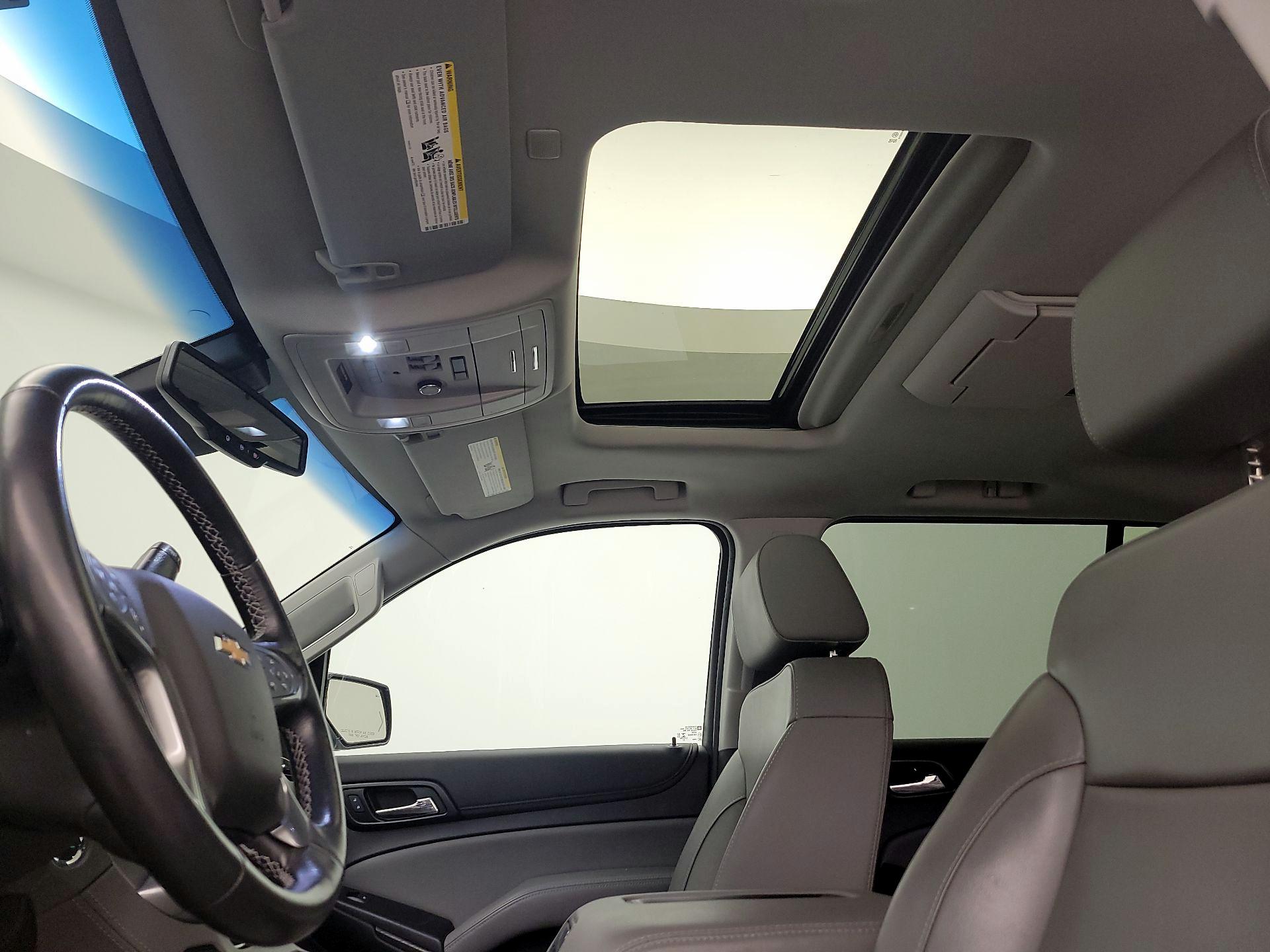 Thumbnail: 2020 Chevrolet Suburban - 20