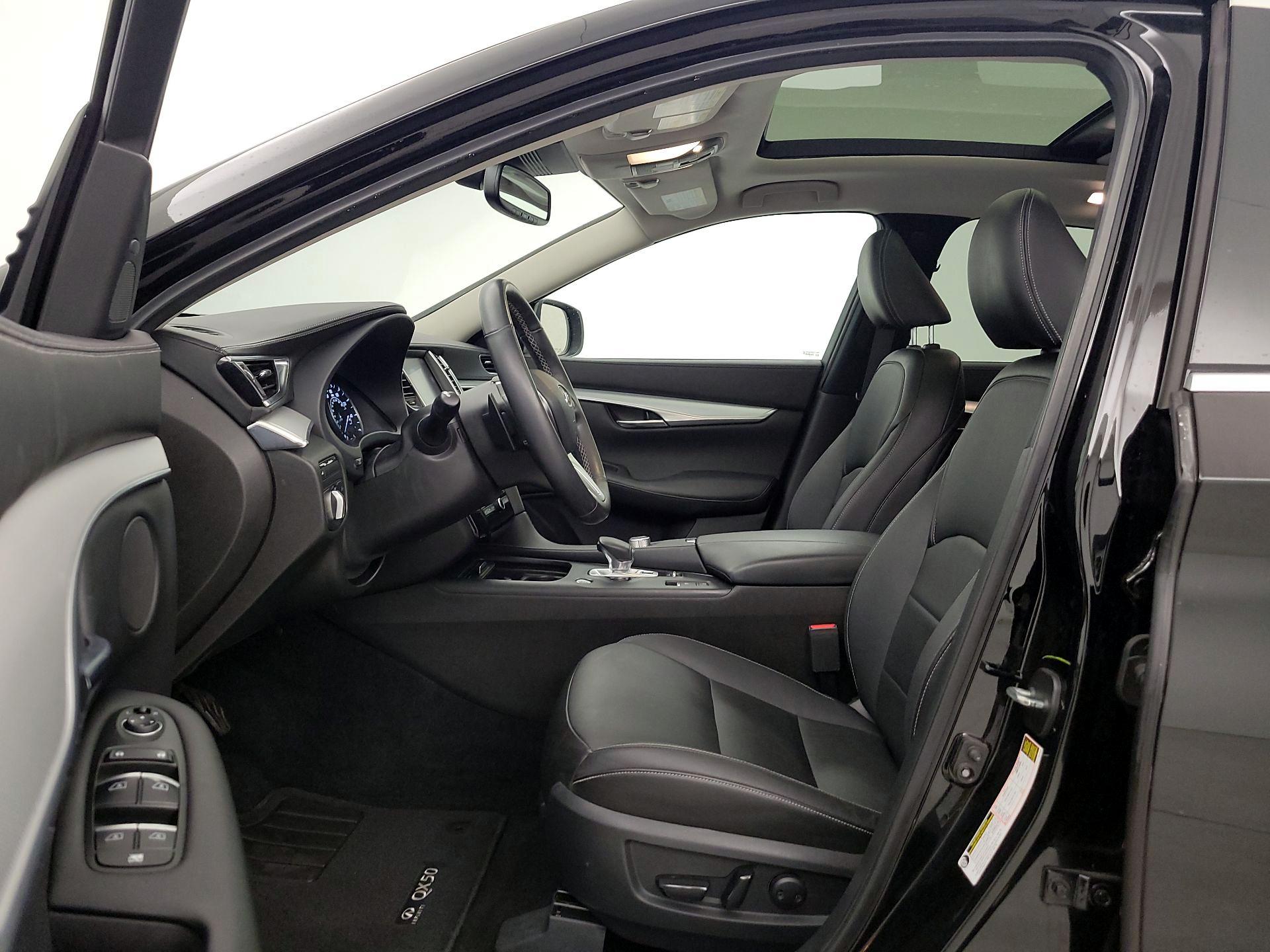 Thumbnail: 2019 INFINITI QX50 - 11