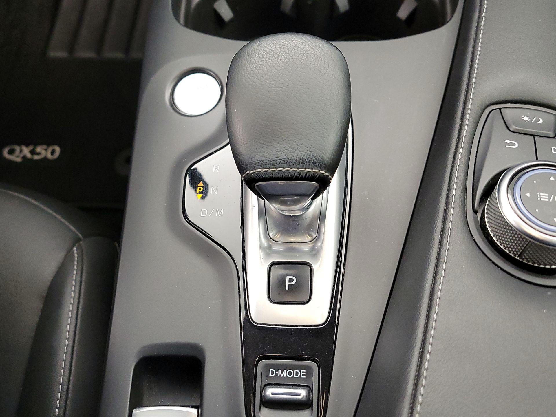 Thumbnail: 2019 INFINITI QX50 - 17