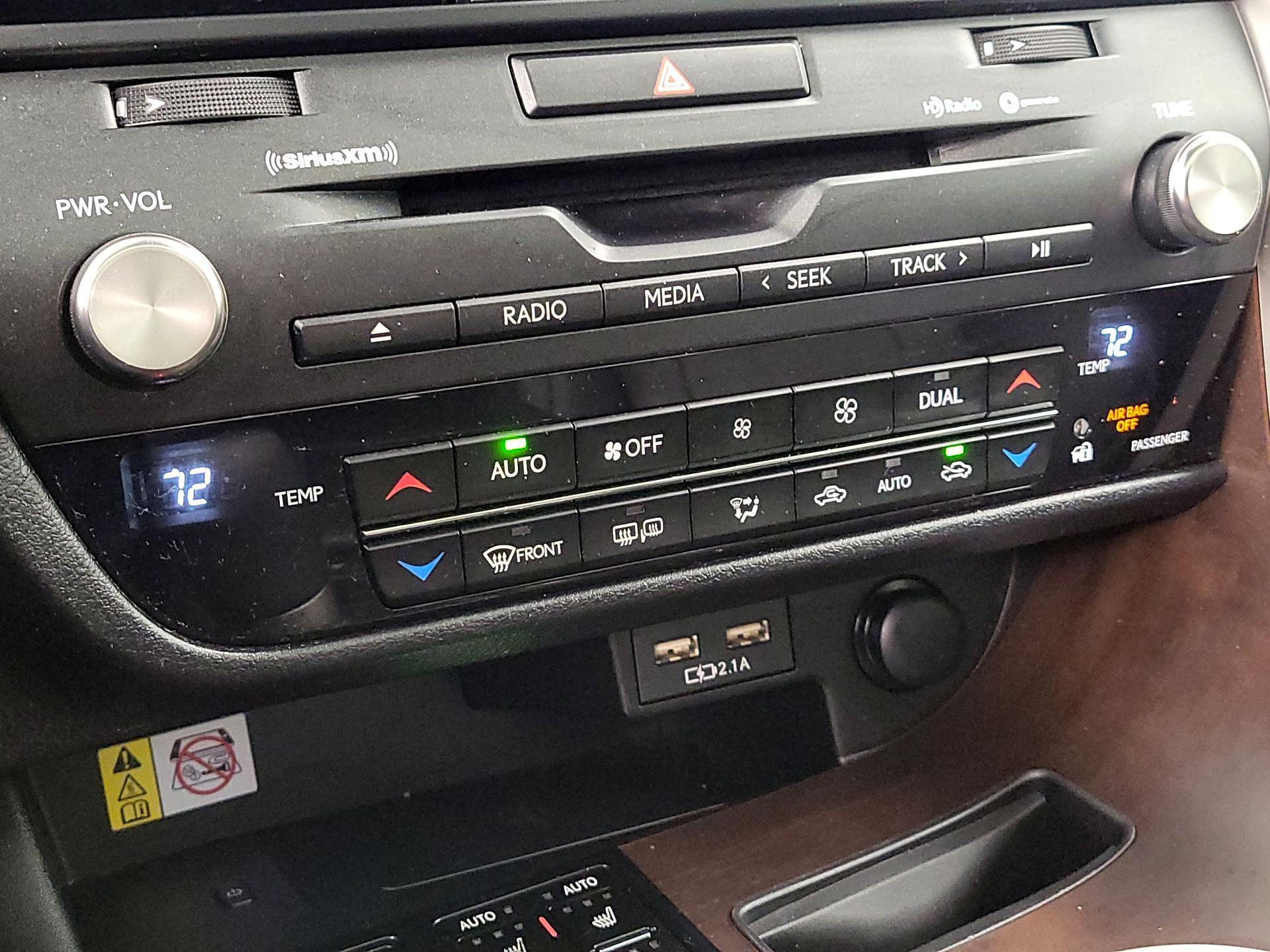 Thumbnail: 2021 Lexus RX - 17