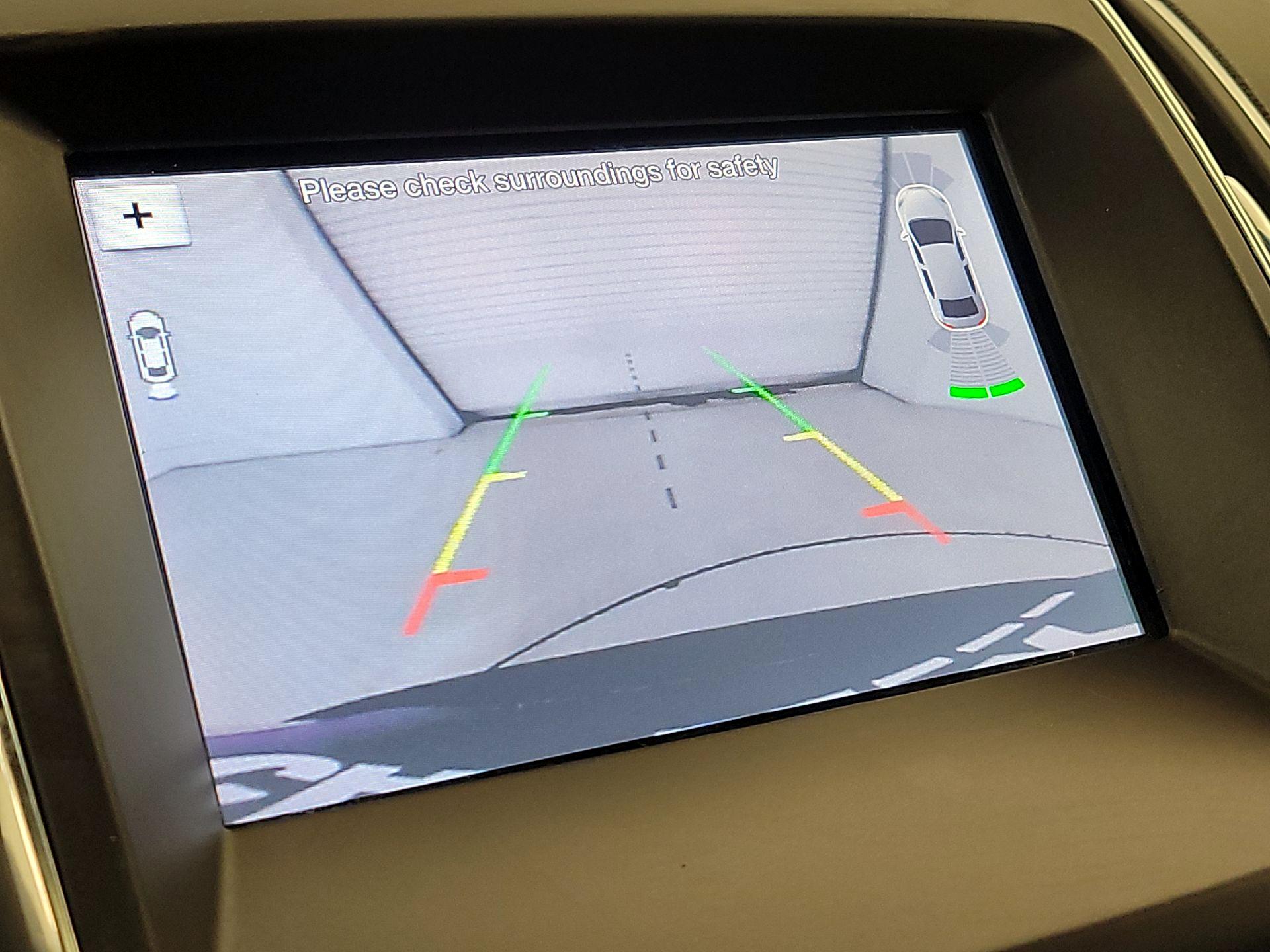 Thumbnail: 2019 Ford Edge - 15