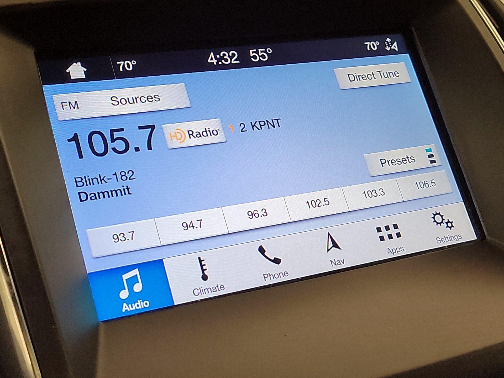 Thumbnail: 2019 Ford Edge - 16