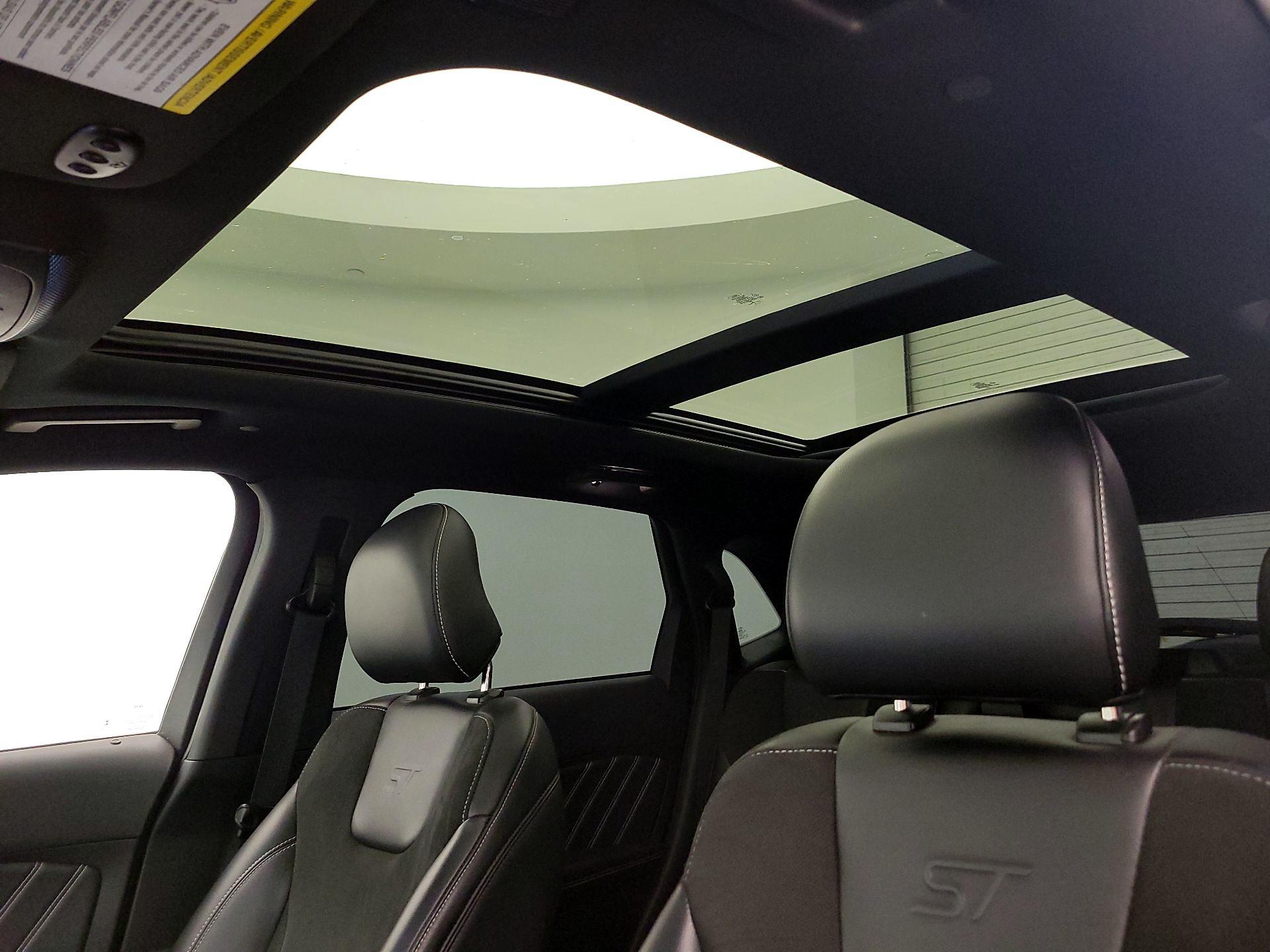 Thumbnail: 2019 Ford Edge - 20