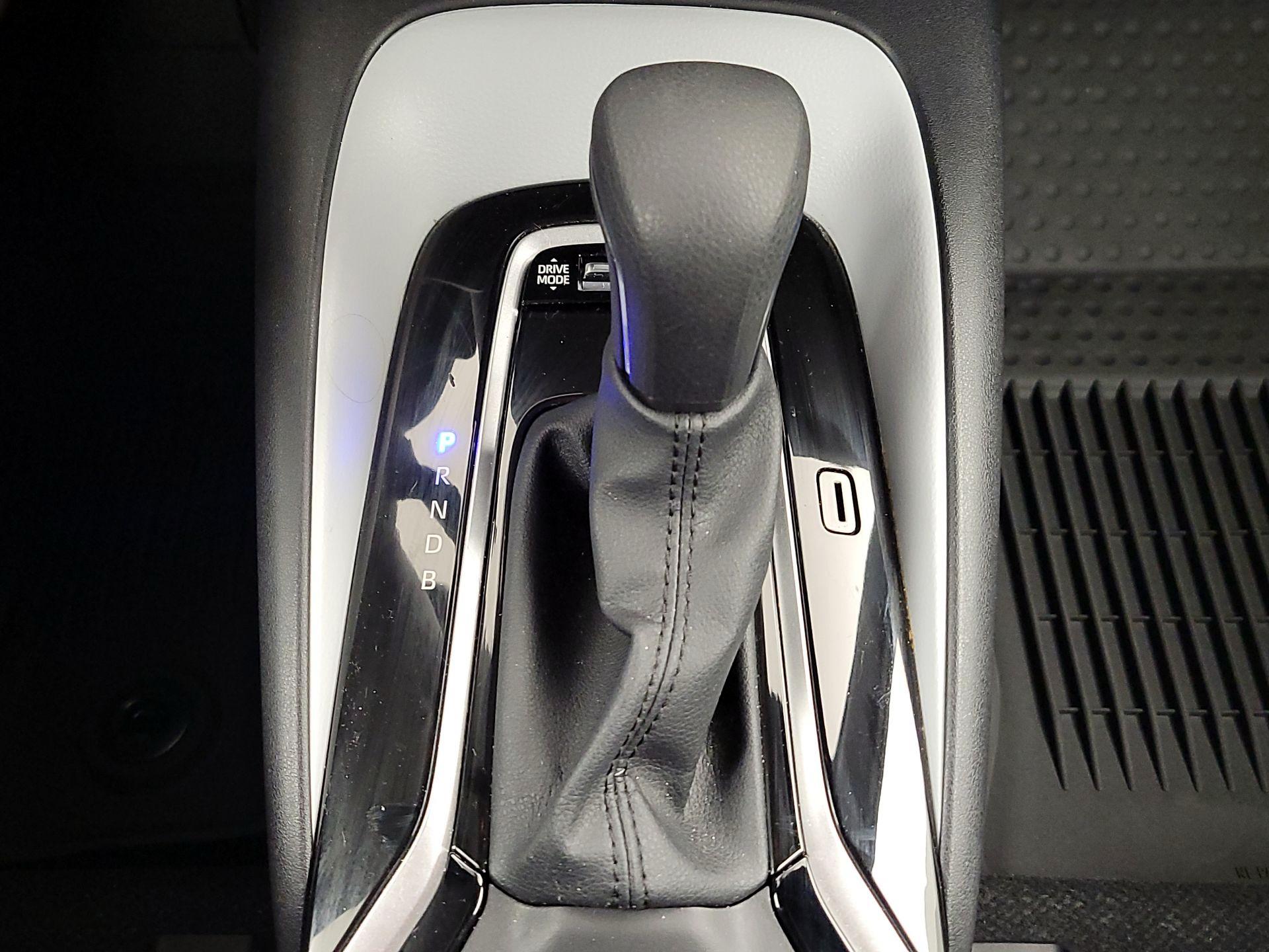 Thumbnail: 2025 Toyota Corolla - 17