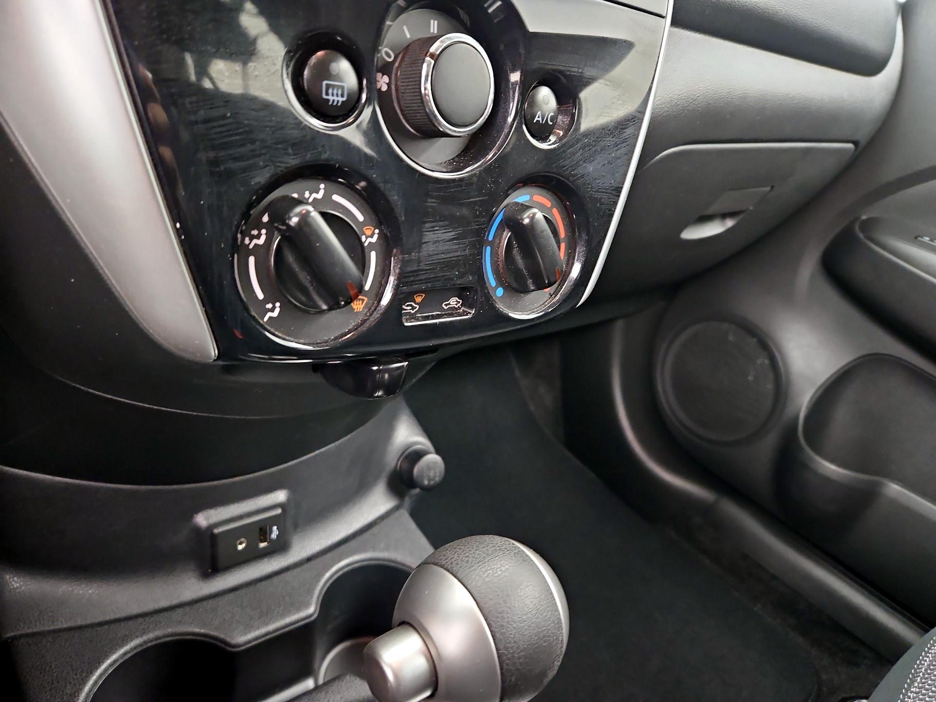 Thumbnail: 2017 Nissan Versa - 16