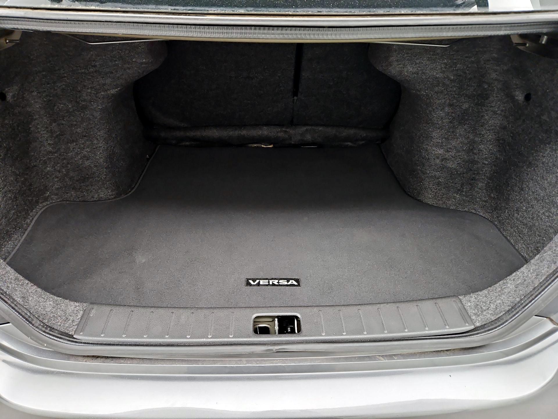 Thumbnail: 2017 Nissan Versa - 20