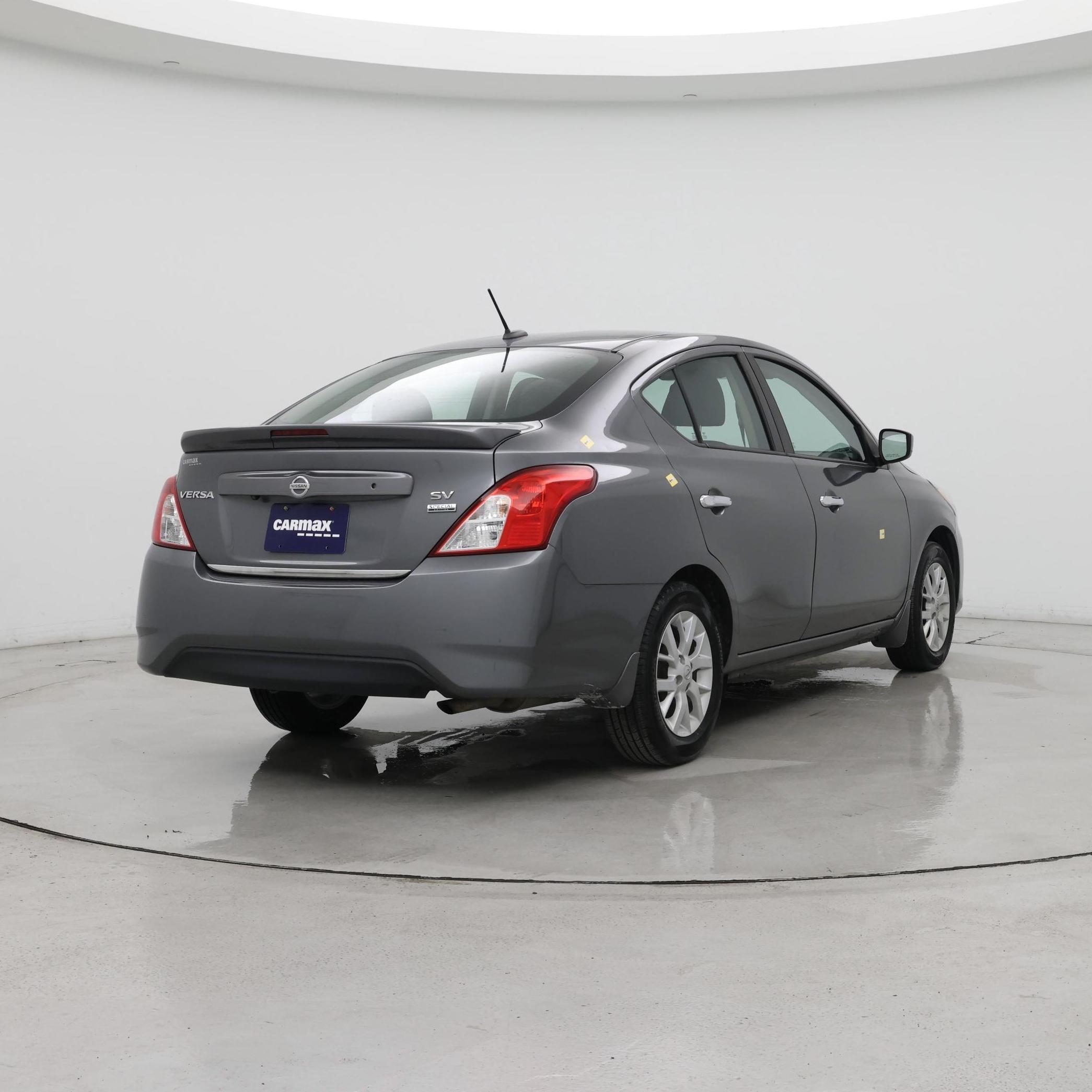 Thumbnail: 2017 Nissan Versa - 8