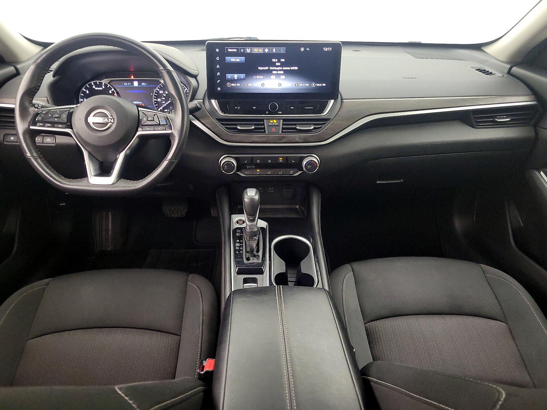 Thumbnail: 2023 Nissan Altima - 9