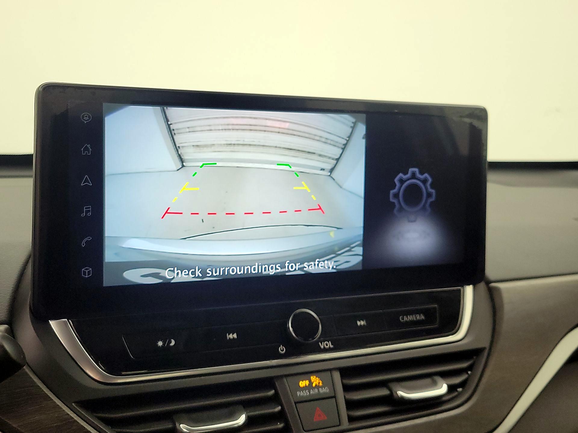 Thumbnail: 2023 Nissan Altima - 15