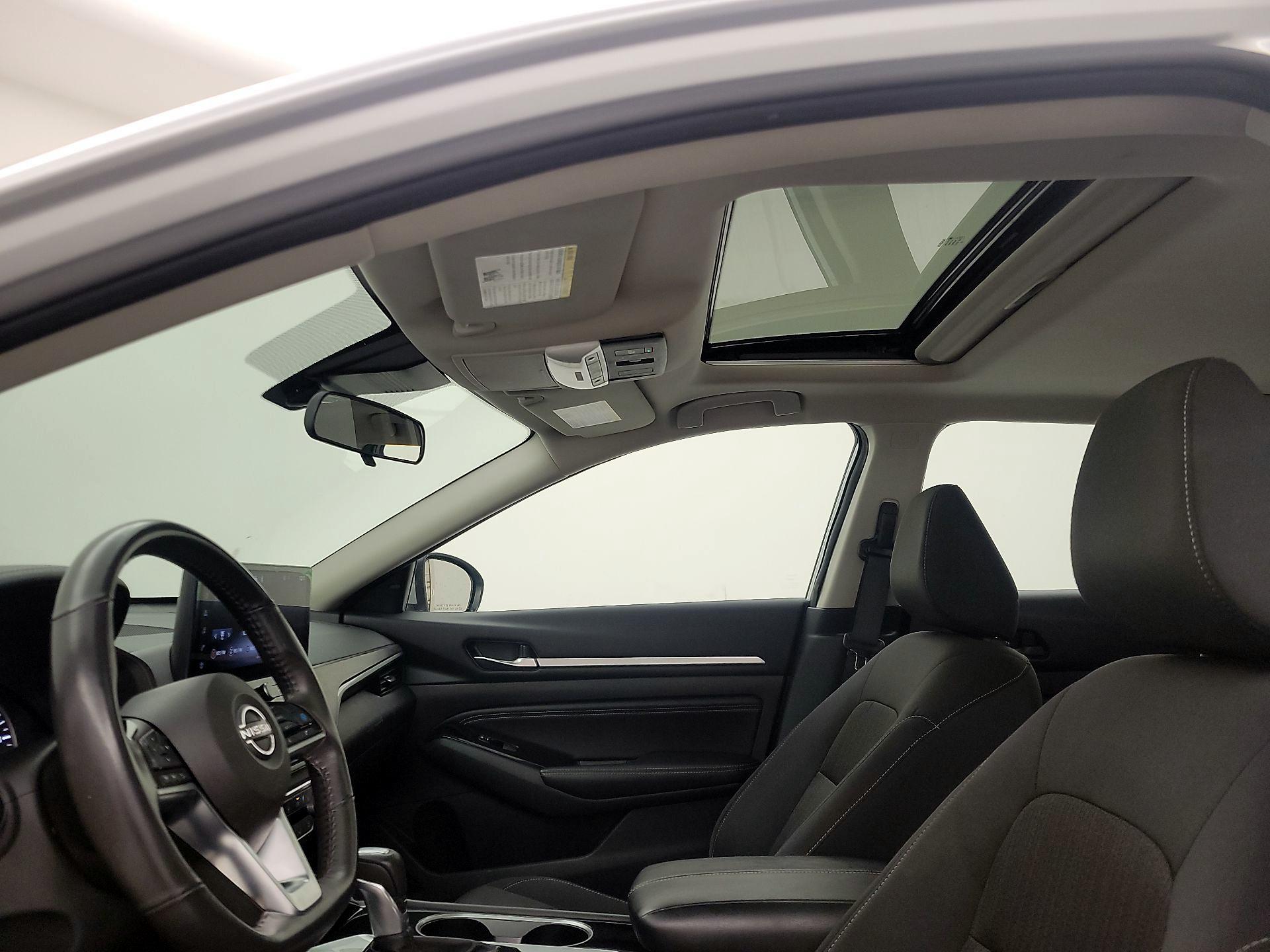 Thumbnail: 2023 Nissan Altima - 20