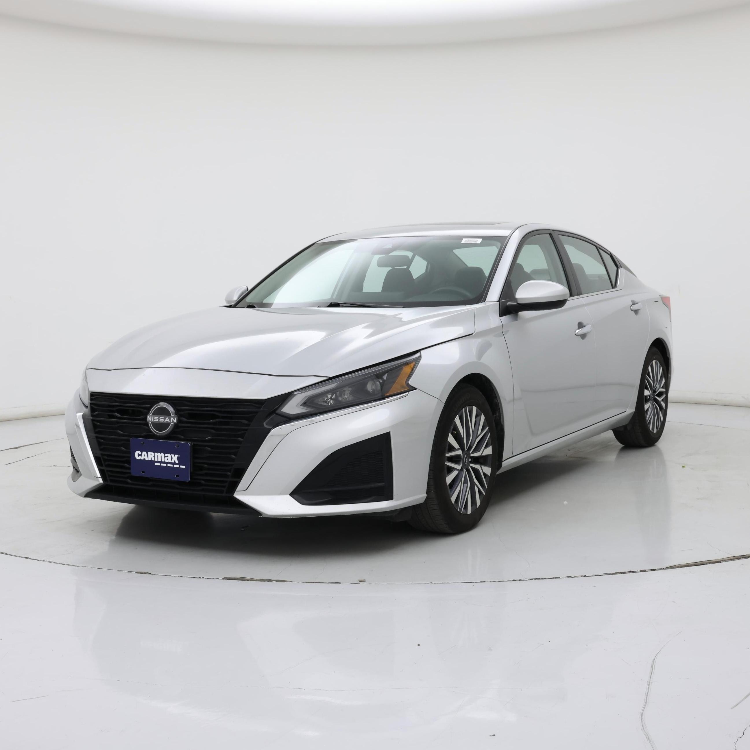 Thumbnail: 2023 Nissan Altima - 4