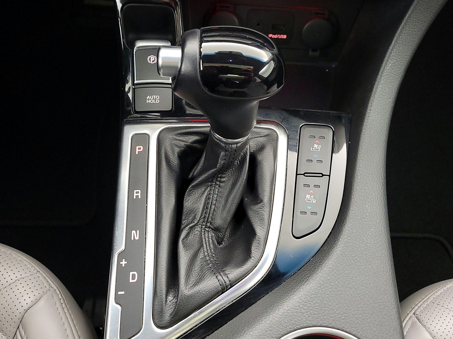 Thumbnail: 2014 Kia Optima - 17