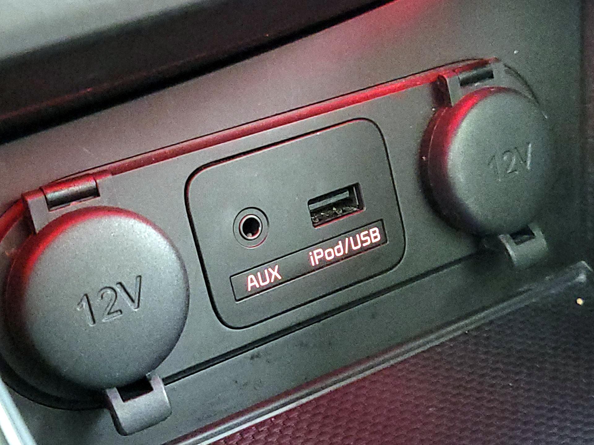 Thumbnail: 2014 Kia Optima - 18