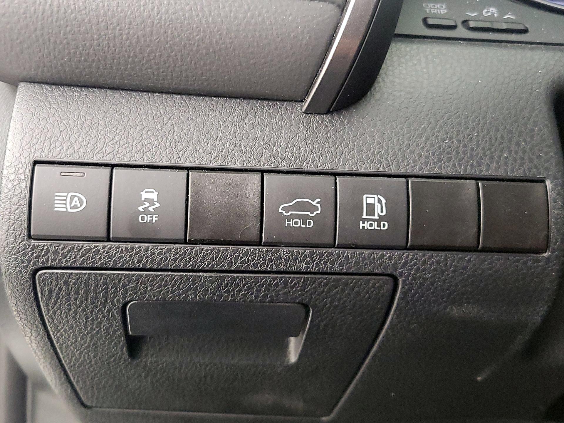 Thumbnail: 2024 Toyota Camry - 13