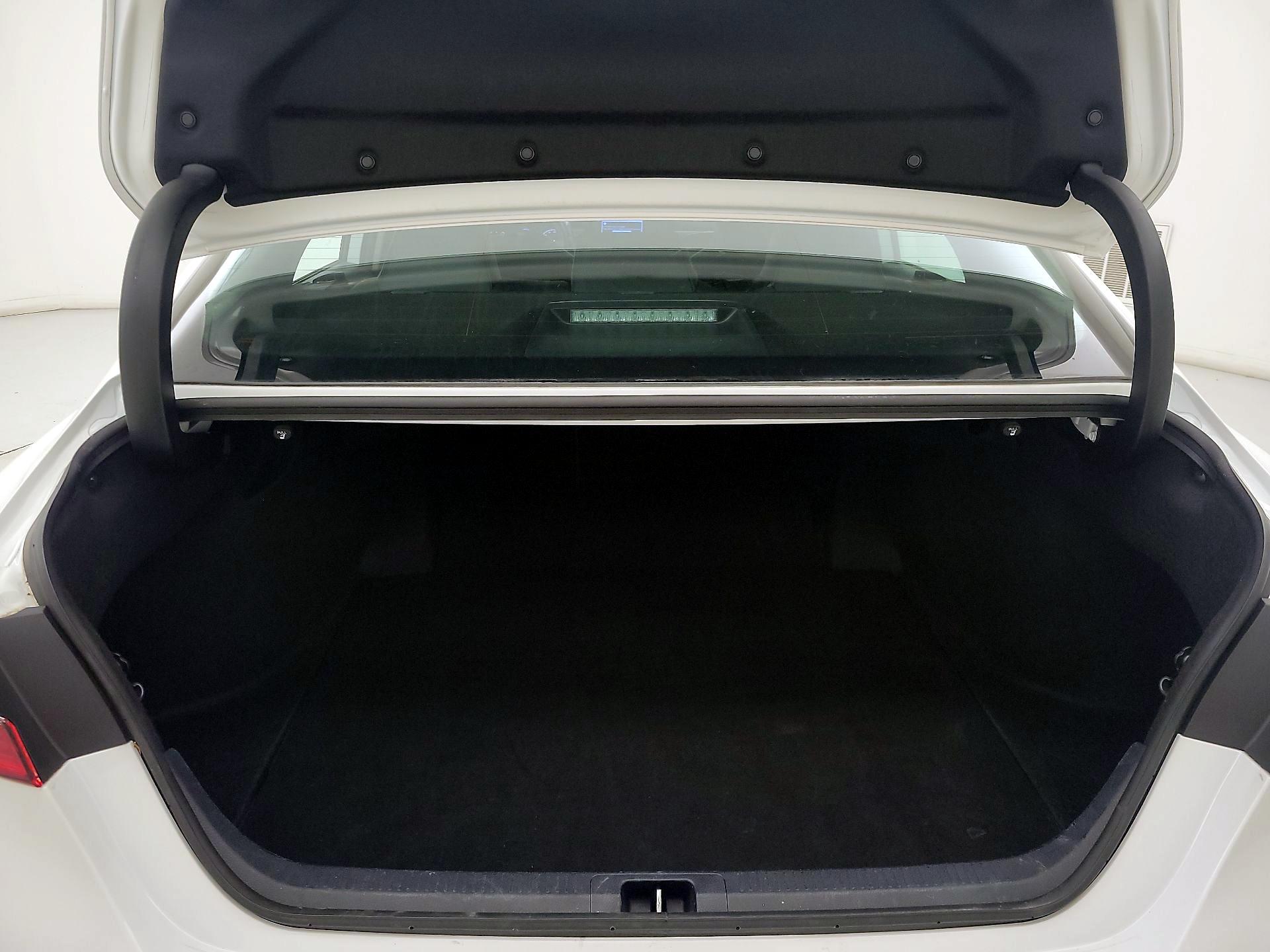 Thumbnail: 2024 Toyota Camry - 20